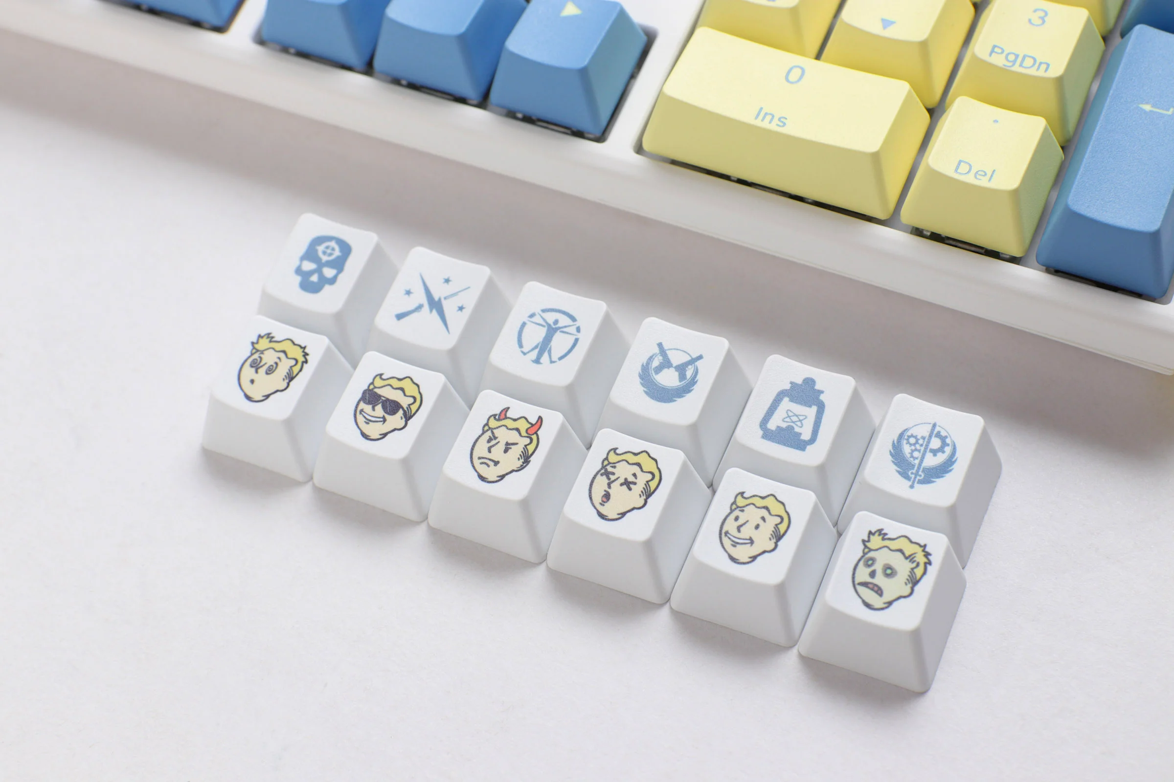 Bethesda x Ducky One 3 Fallout Edition Hotswap RGB Double Shot PBT Mechanical Keyboard - Image 5