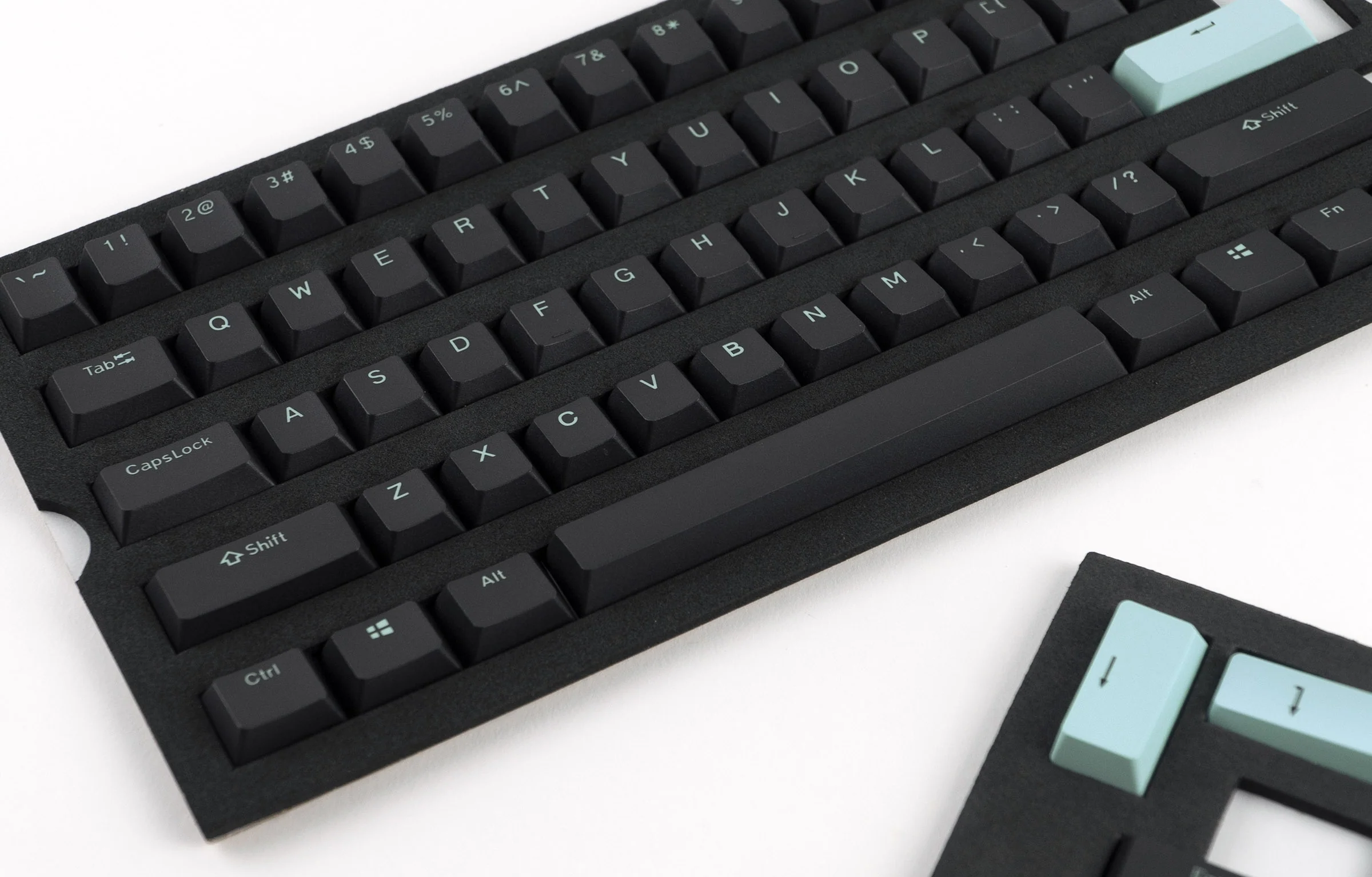 Ducky Ochi Seamless 118 Key Cherry Profile PBT Double Shot Keycap Set - Image 5