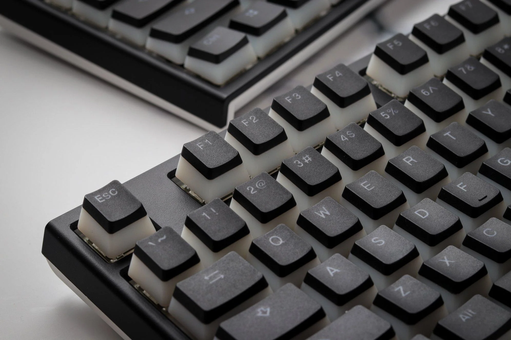 Ducky Black Pudding 108 Key OEM Profile Double Shot PBT Keycap Set - Image 9