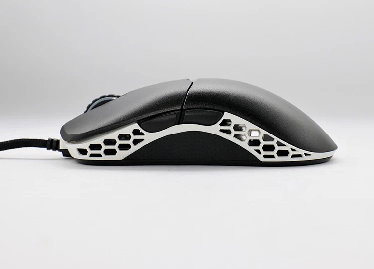 Ducky Black & White Feather Mouse (Kailh GM 8.0 Microswitch) - Image 7