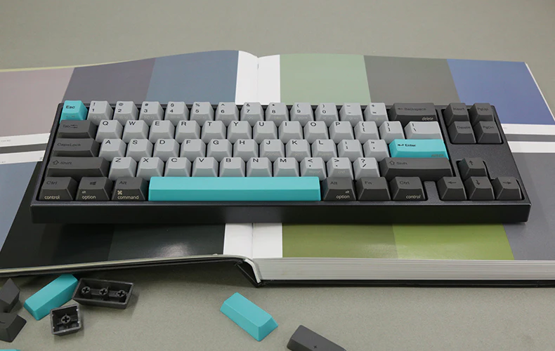 Ducky x Varmilo Miya Mac Moonlight White LED 65% Dye Sub PBT Mechanical Keyboard - Image 3