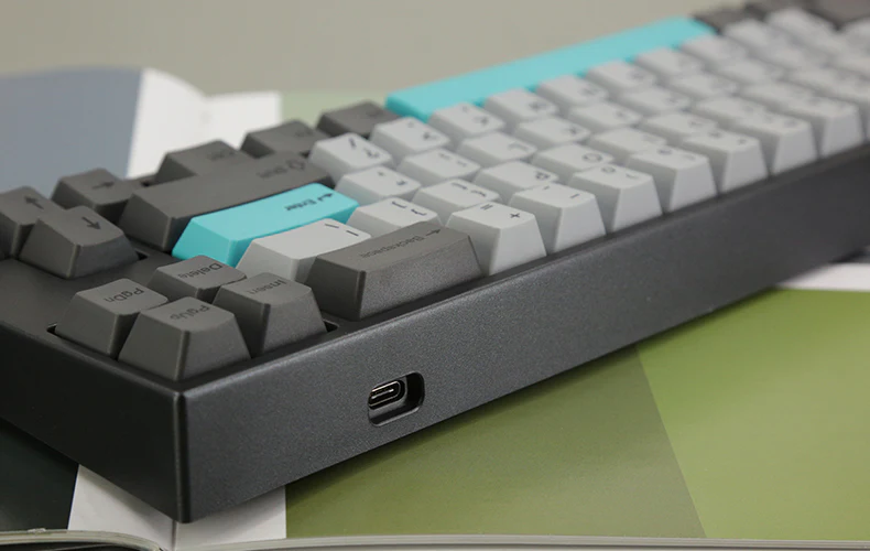Ducky x Varmilo Miya Mac Moonlight White LED 65% Dye Sub PBT Mechanical Keyboard - Image 6
