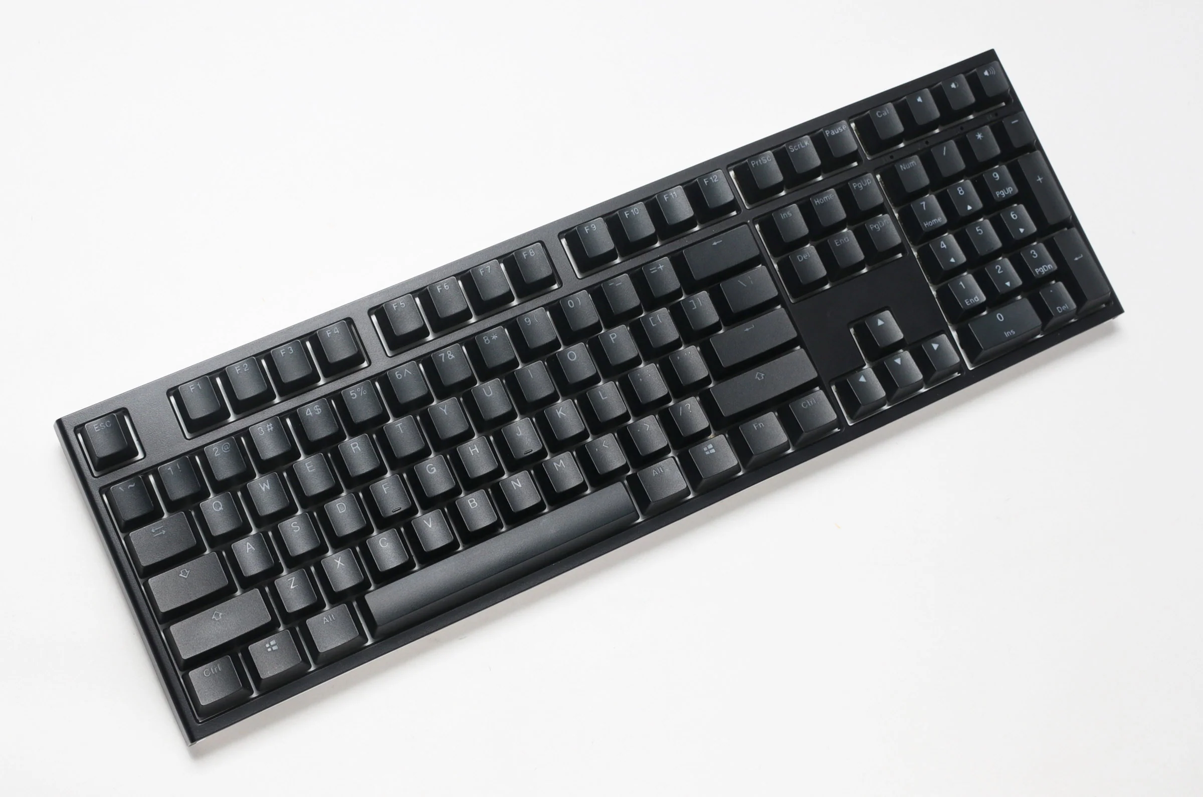 Ducky One 2 Pro Classic RGB Double Shot PBT Mechanical Keyboard - Image 2