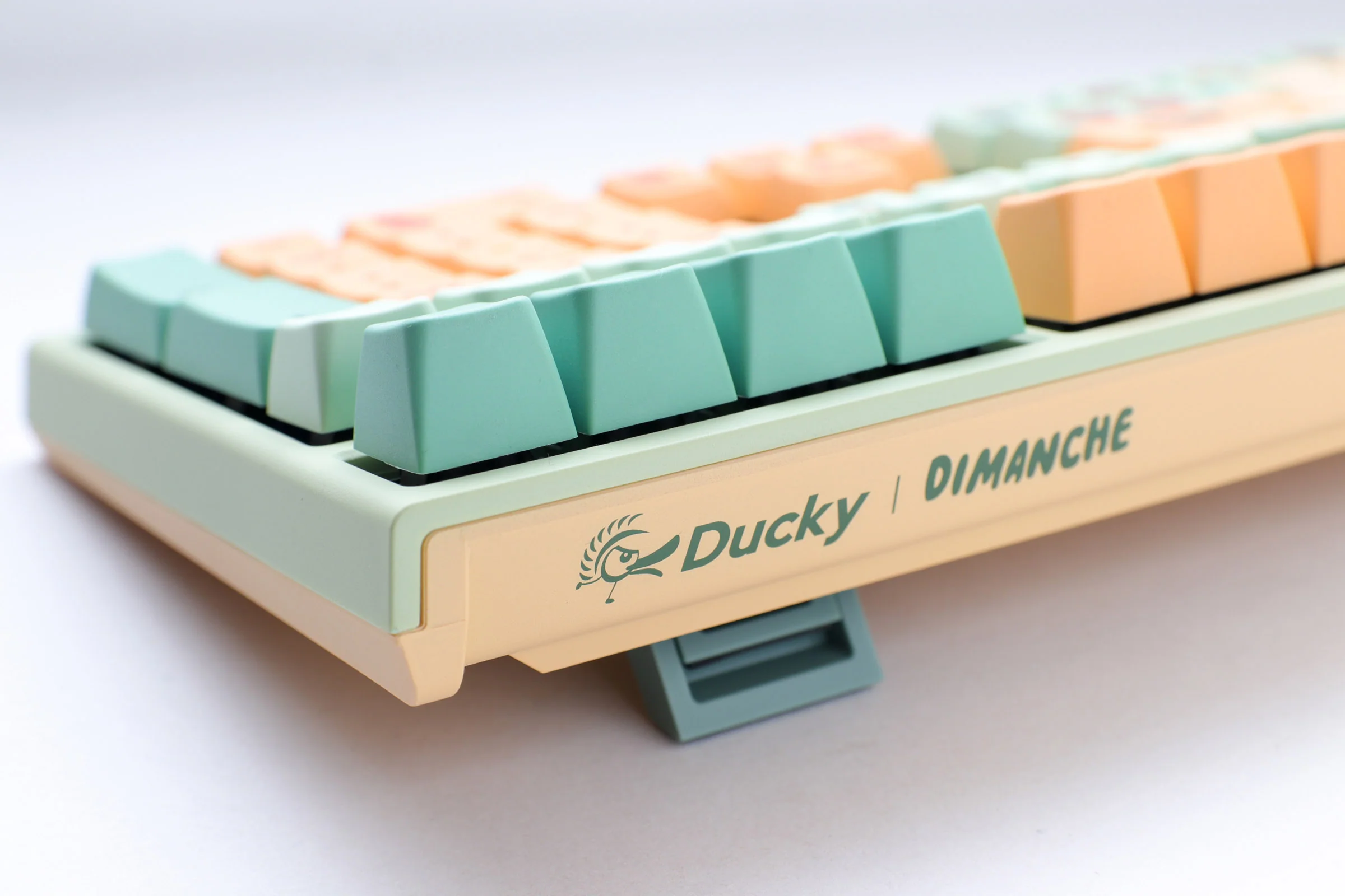 Ducky x Dimanche Peter Pan One 2 Pro Dye Sub PBT Limited Mechanical Keyboard - Image 5