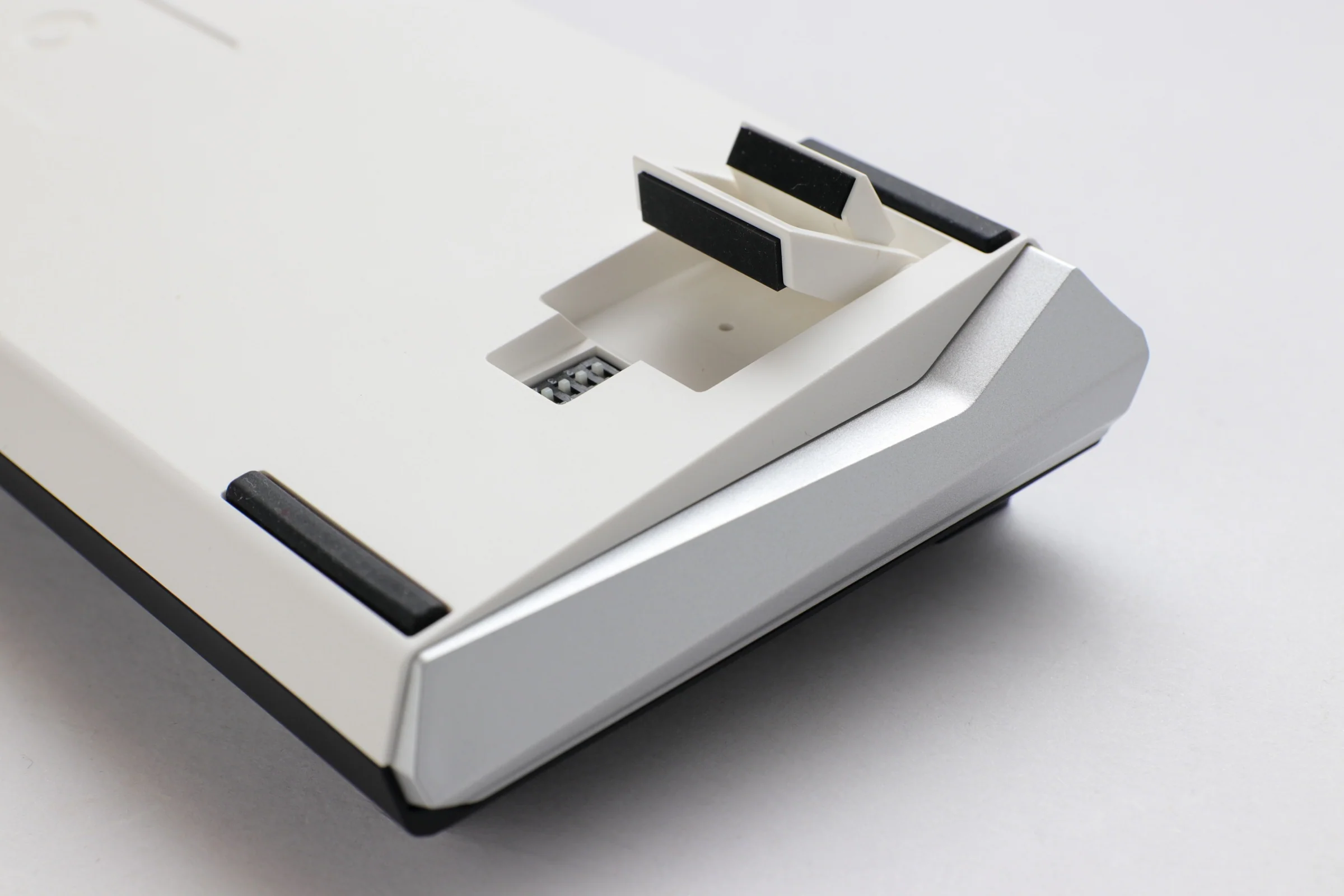 Ducky One 3 Mini Classic Hotswap 60% RGB Mechanical Keyboard w/ Quack Mechanics - Image 4
