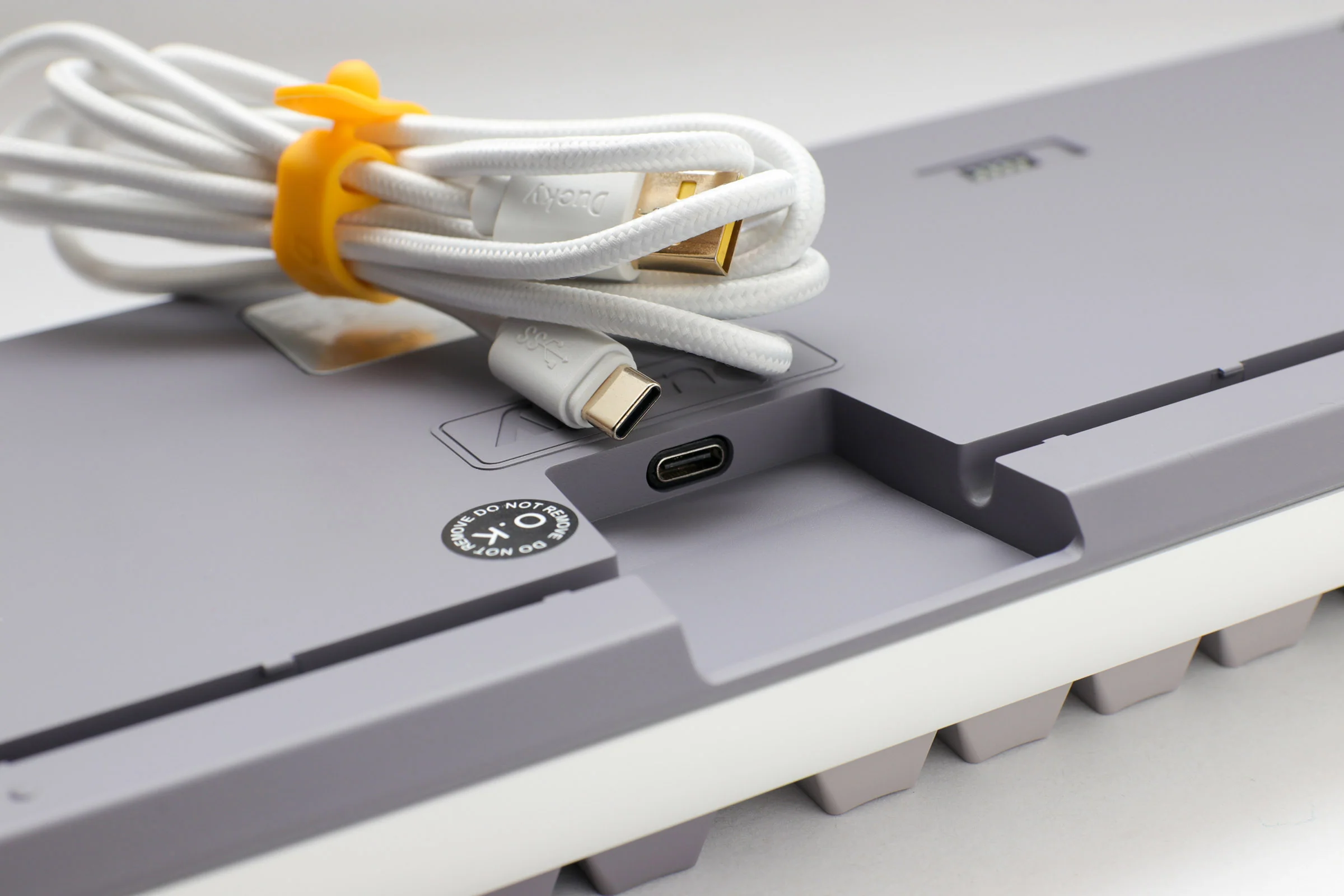Ducky One 3 Mist Grey Hotswap QUACK Mechanical Keyboard - Image 6