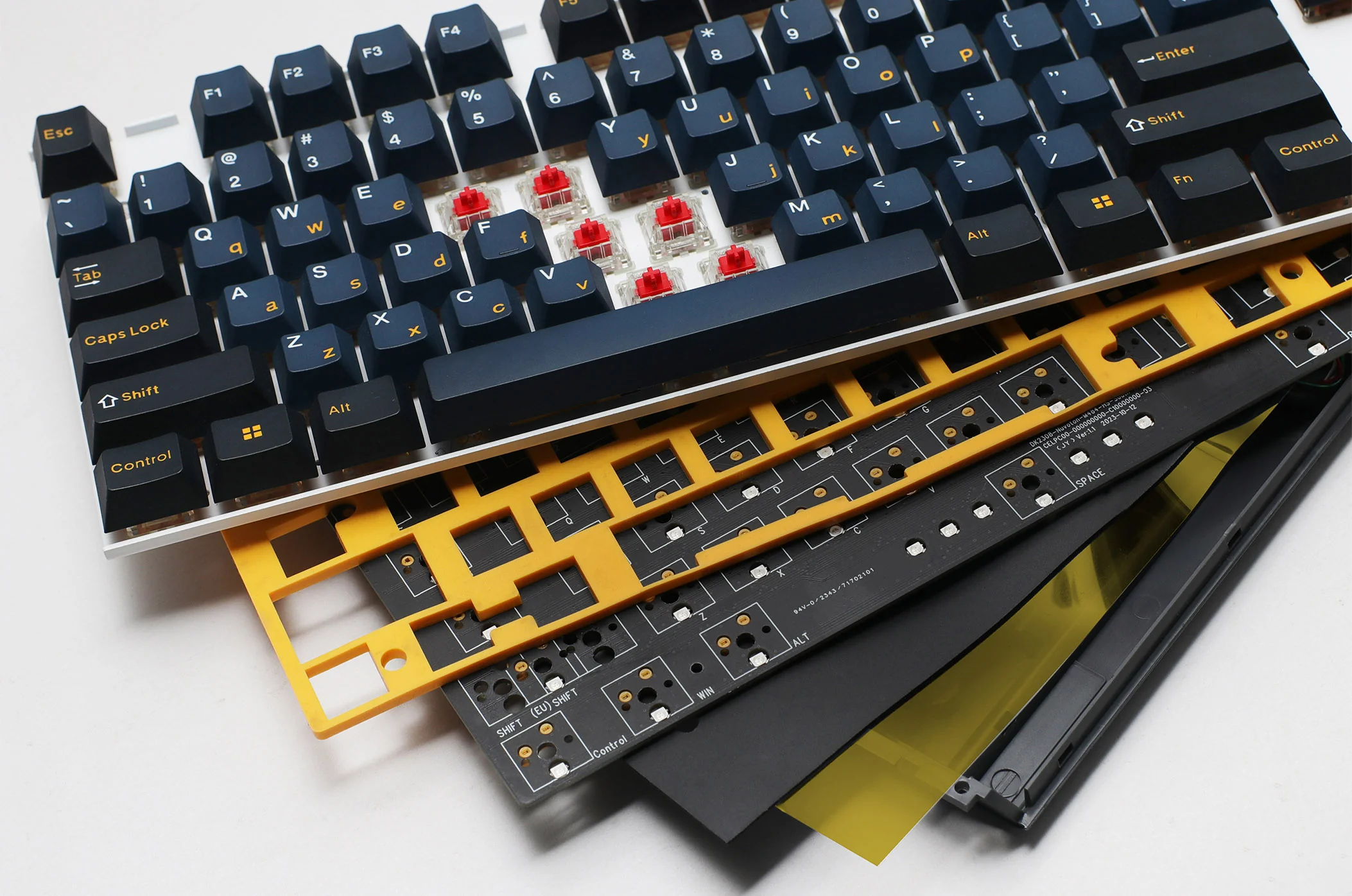 Ducky One 3 Pro Nazca 8K Hotswap RGB Triple Shot PBT Keyboard - Image 11