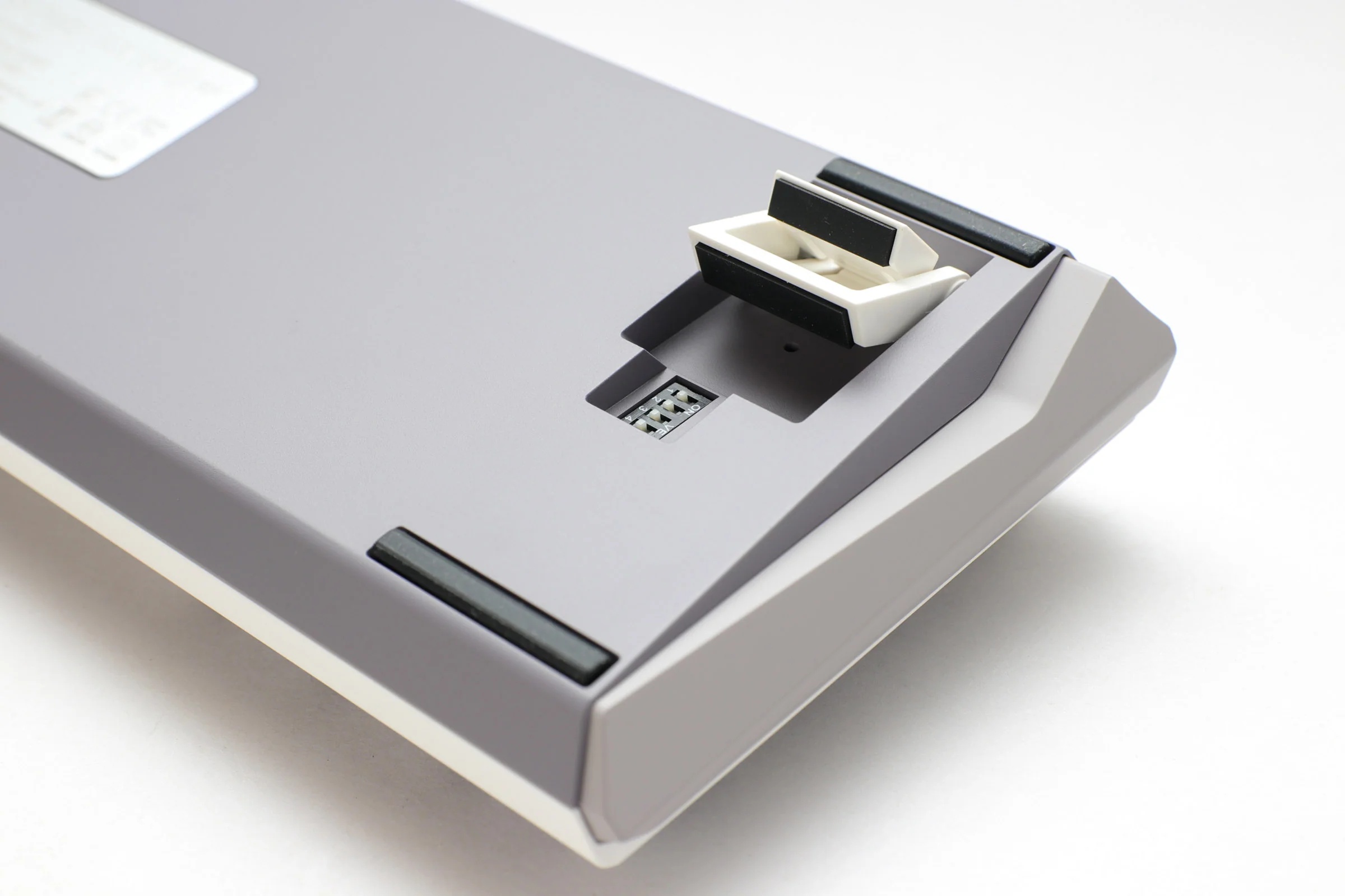 Ducky One 3 SF Mist Grey 65% Hotswap RGB Double Shot PBT QUACK Mechanical Keyboard - Image 8