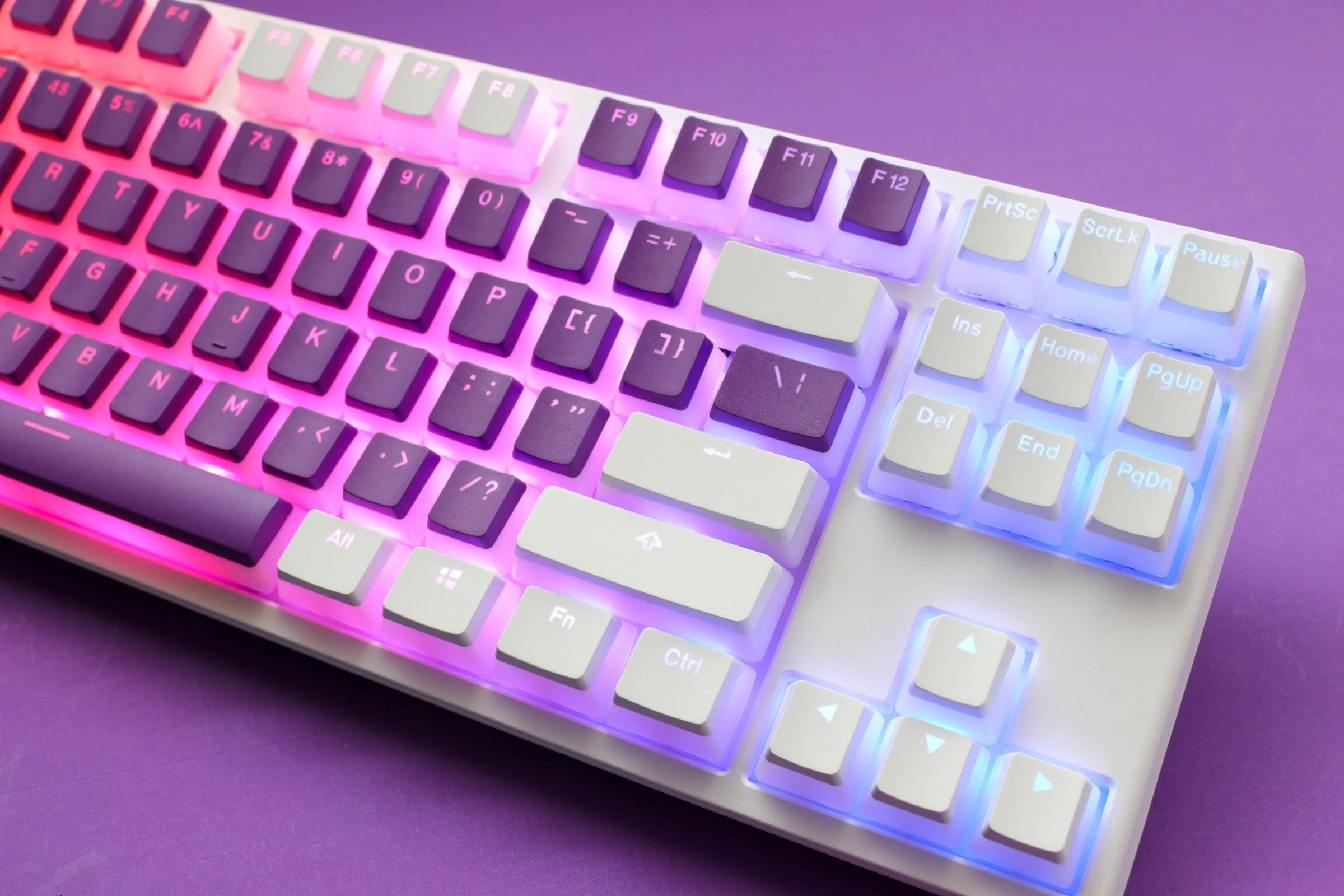Ducky Purple / White Pudding 87 Key OEM Profile Double Shot PBT Keycap Set - Image 2