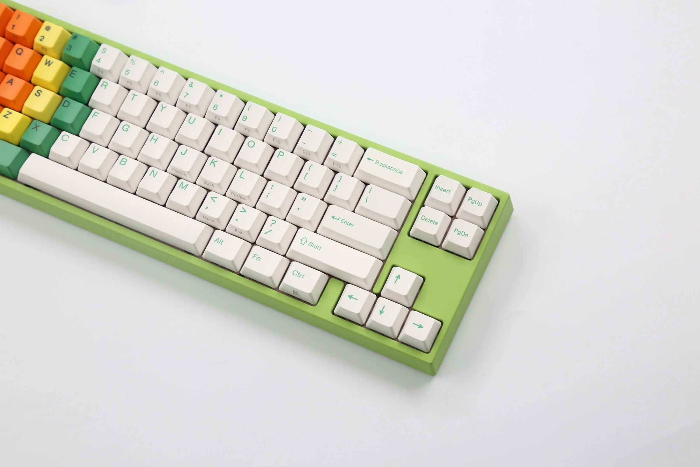 Ducky x Varmilo Miya Pro Green 65% White LED Dye Sub PBT Mechanical Keyboard - Image 3
