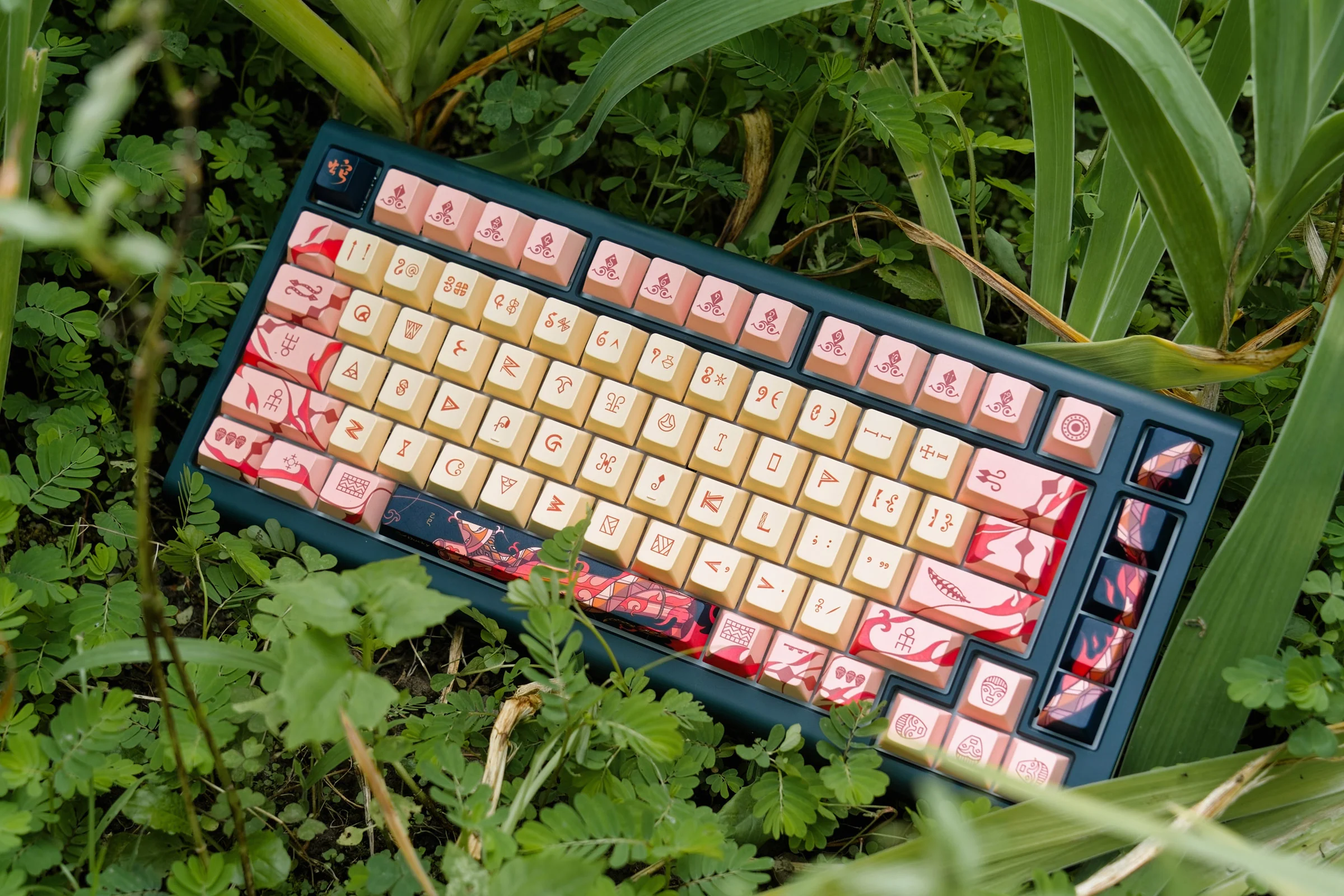 Ducky Year of the Snake 2025 Limited Edition Keyboard - Image 5