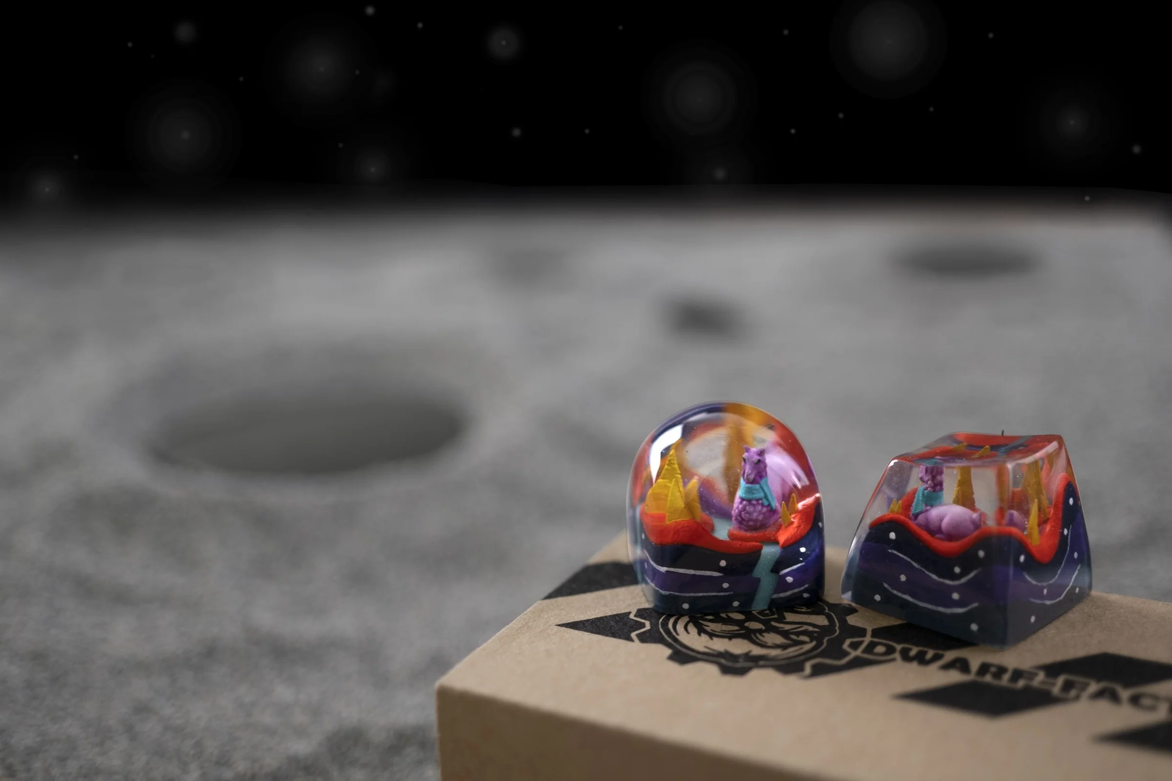 Dwarf Factory x MK Alien Llama Artisan Keycap DOM Profile Resin Artisan Keycap - Image 2