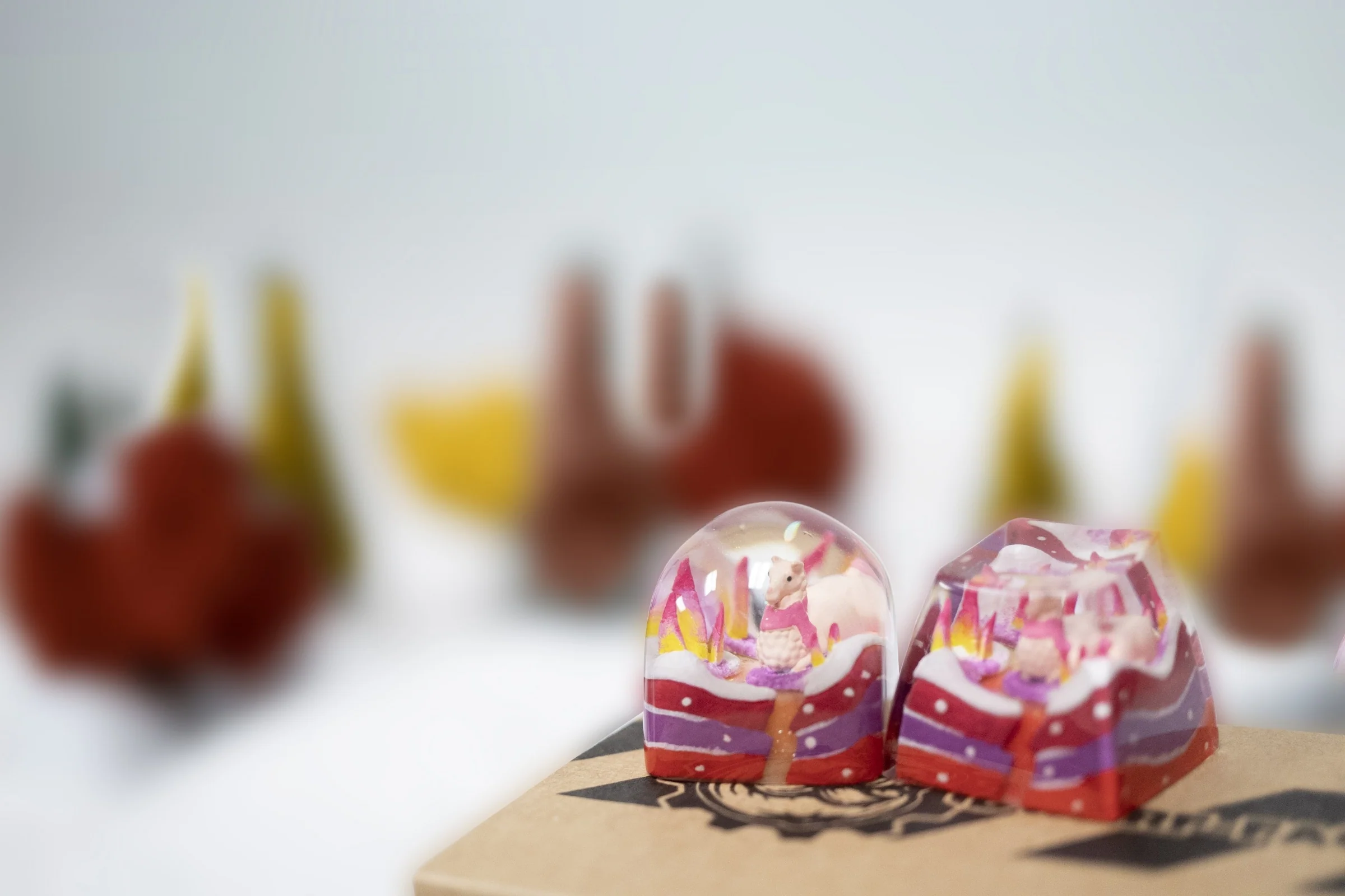 Dwarf Factory x MK Sugar Llama Artisan Keycap SA Profile Resin Artisan Keycap - Image 2
