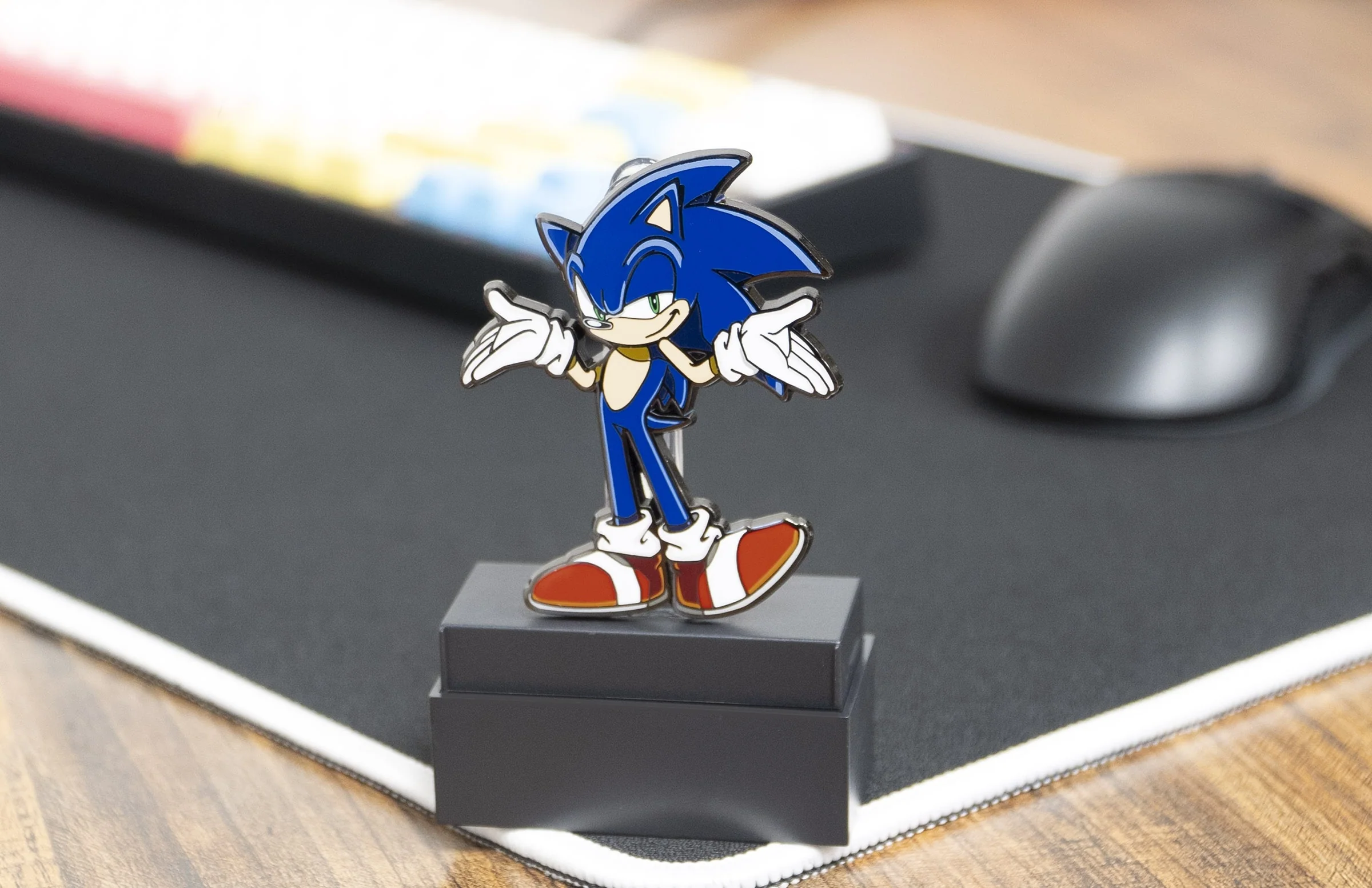 FiGPiN Sonic (581) Collectable Enamel Pin - Image 4
