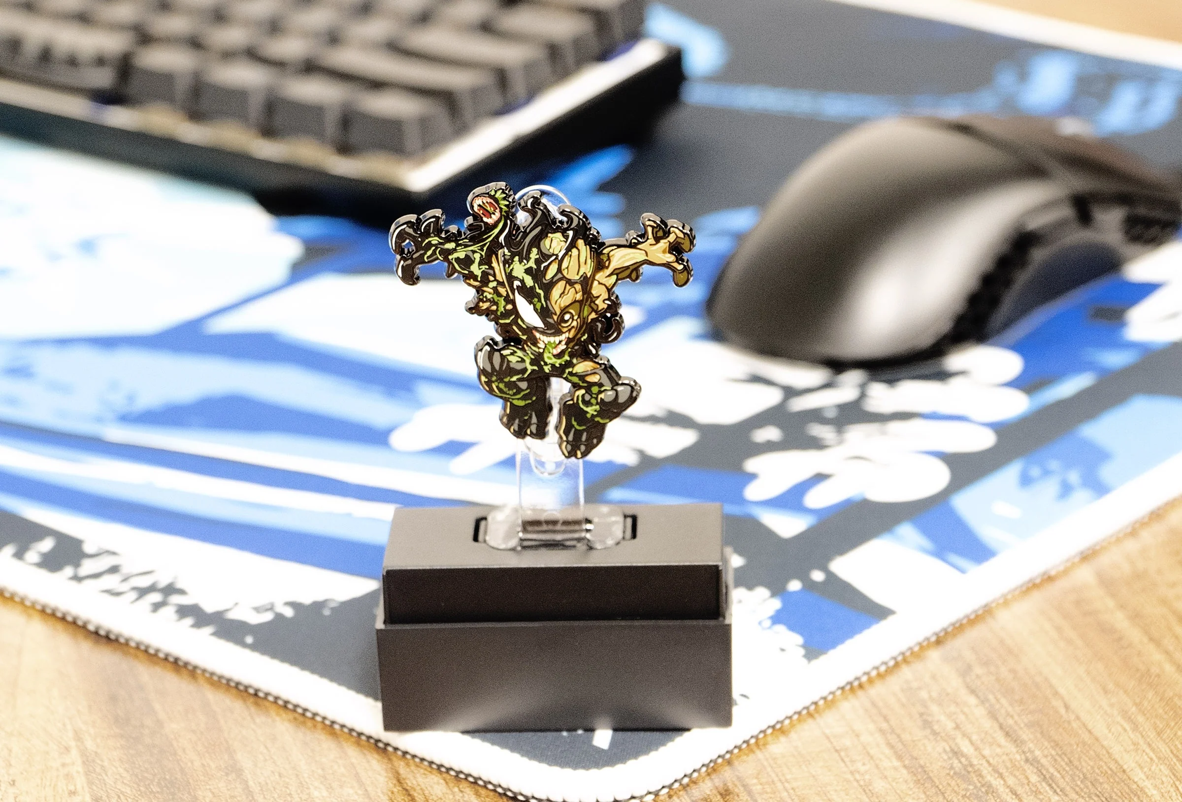 FiGPiN Venomized Groot (632) Collectable Enamel Pin - Image 4