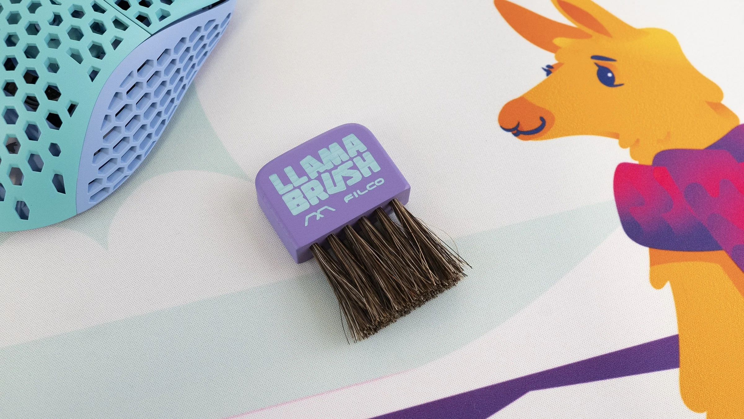 Filco x MK Frozen Llama Keyboard Cleaning Brush - Image 4