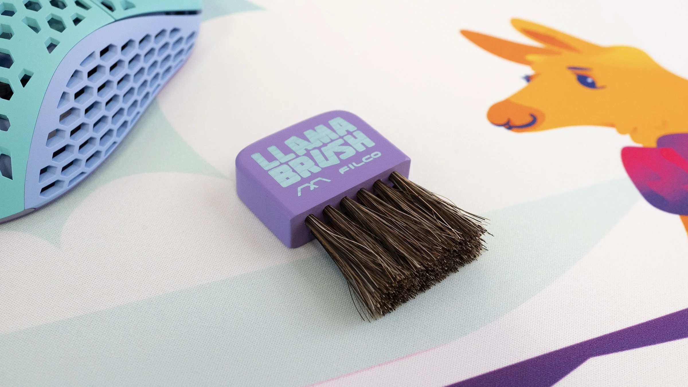 Filco x MK Frozen Llama Keyboard Cleaning Brush - Image 6