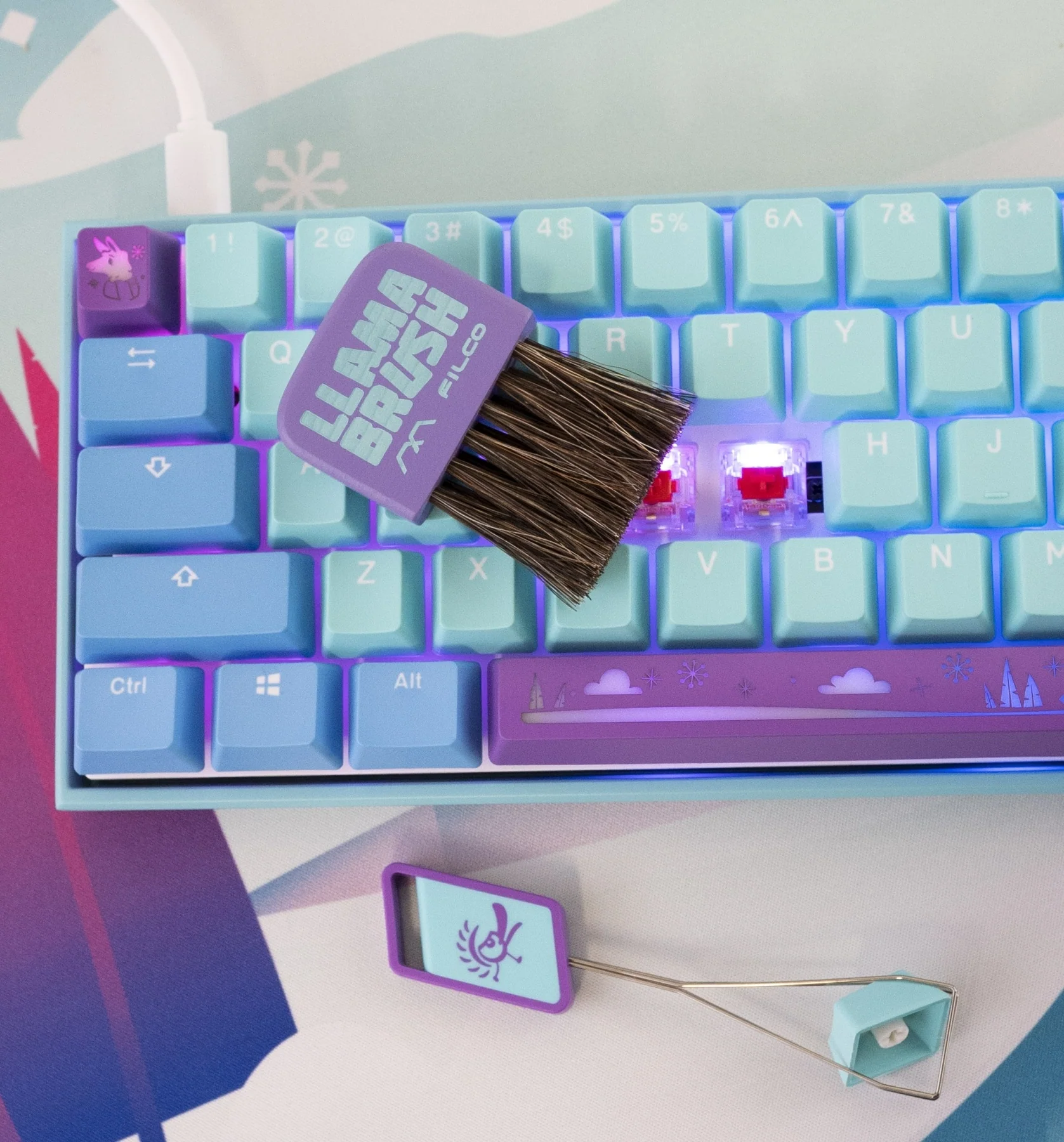 Filco x MK Frozen Llama Keyboard Cleaning Brush - Image 7