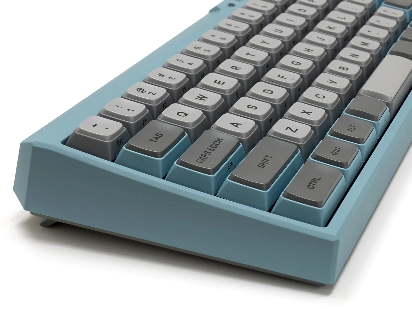 Filco Majestouch Minila R Convertible Asagi 60% Bluetooth Double Shot PBT Mechanical Keyboard - Image 4