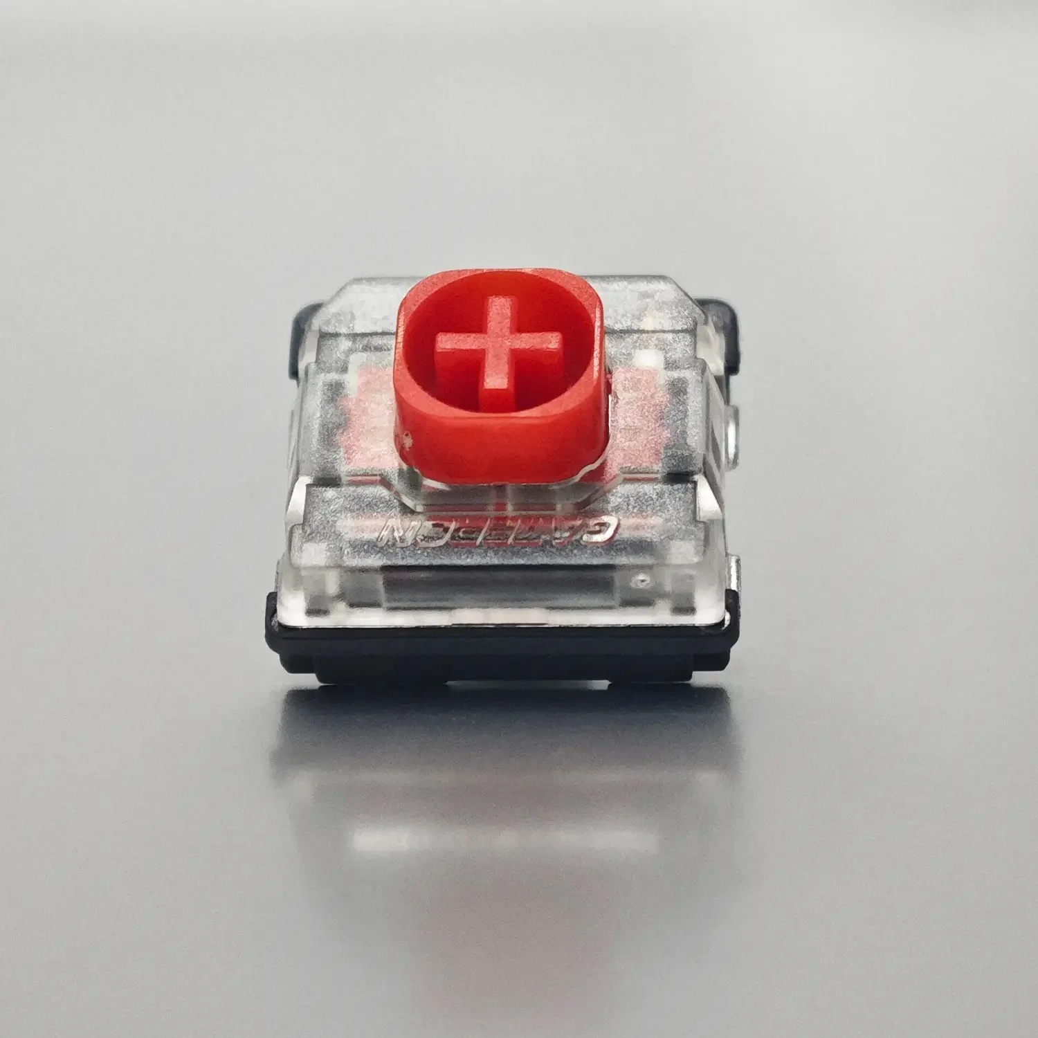 Gateron KS-33 2.0 Red Low Profile 45g Linear Switch - Image 3