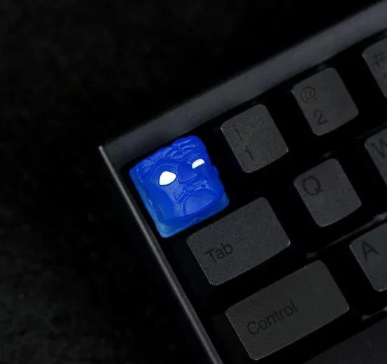 Hot Keys Project HKP Deadhead Water Blue Artisan Keycap - Image 2