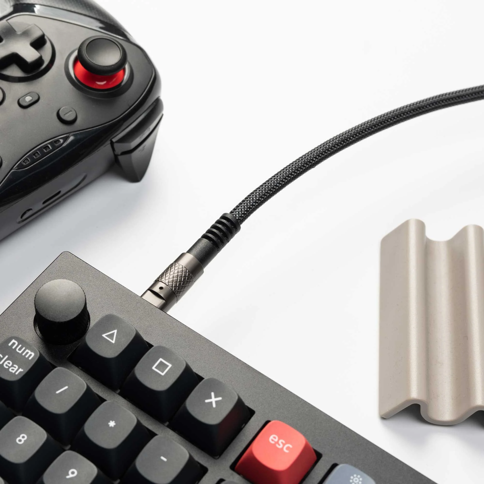 Keychron Double-Sleeved Geek Cable - Image 3