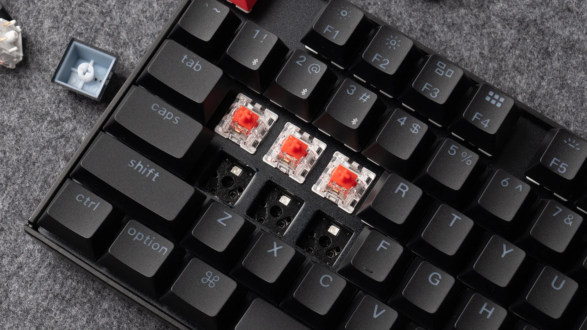 Keychron K8 QMK V2 Hotswap Wireless RGB Keyboard - Image 7