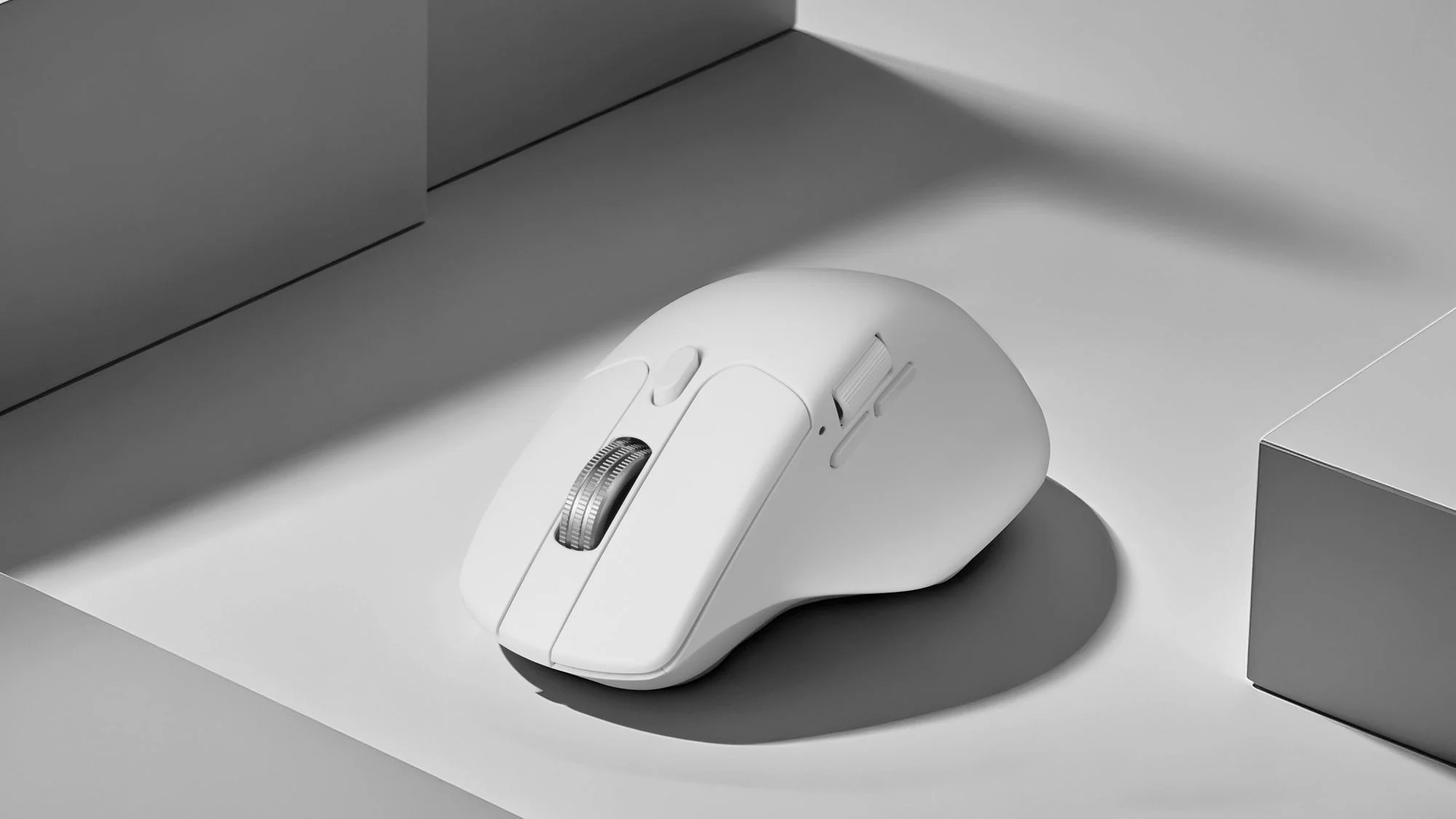 Keychron M6 All Silent PixArt 3395 Wireless 1K Steel Scroll Wheel Mouse - Image 9