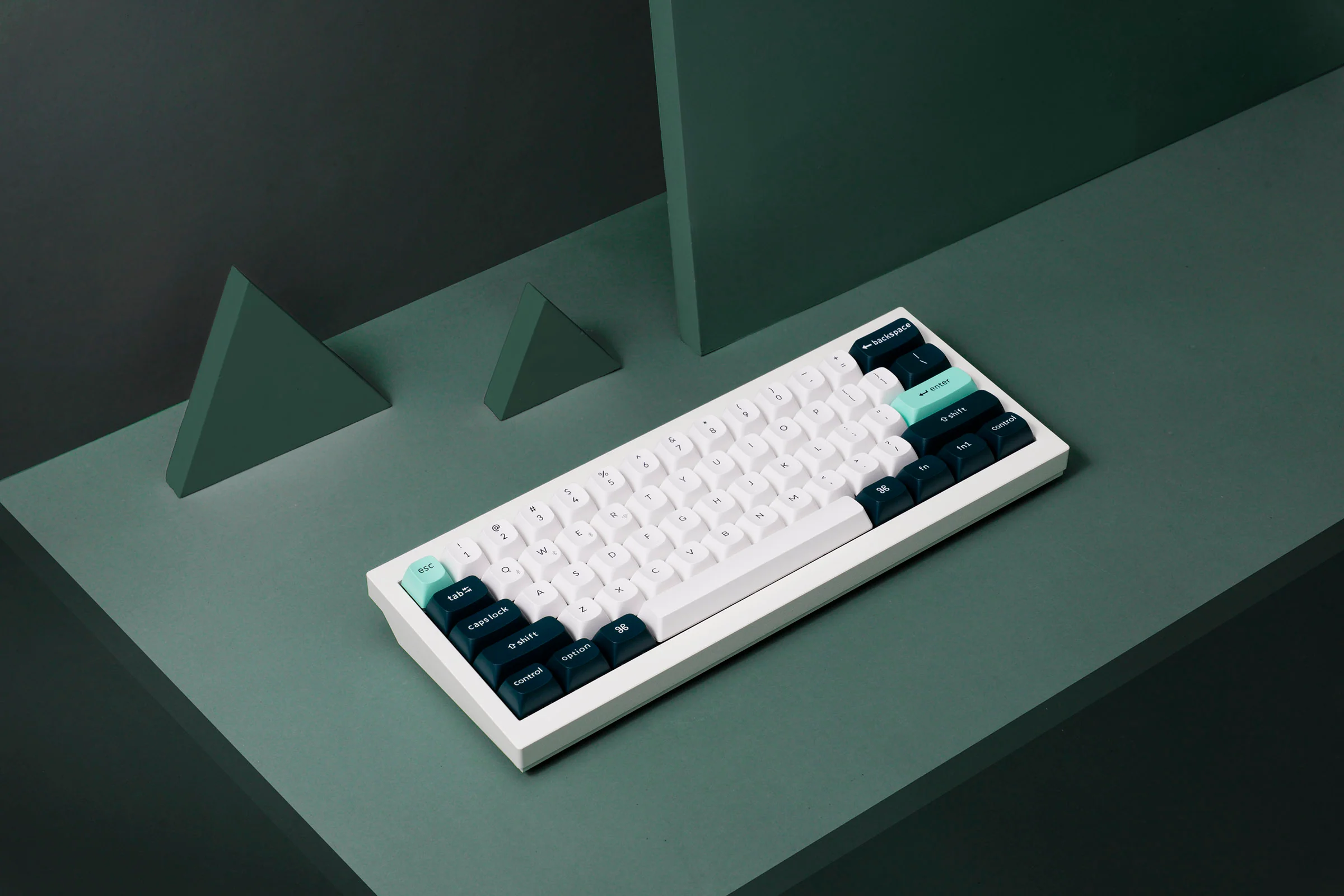 Keychron Q4 HE TMR Aluminum Wireless Keyboard - Image 10
