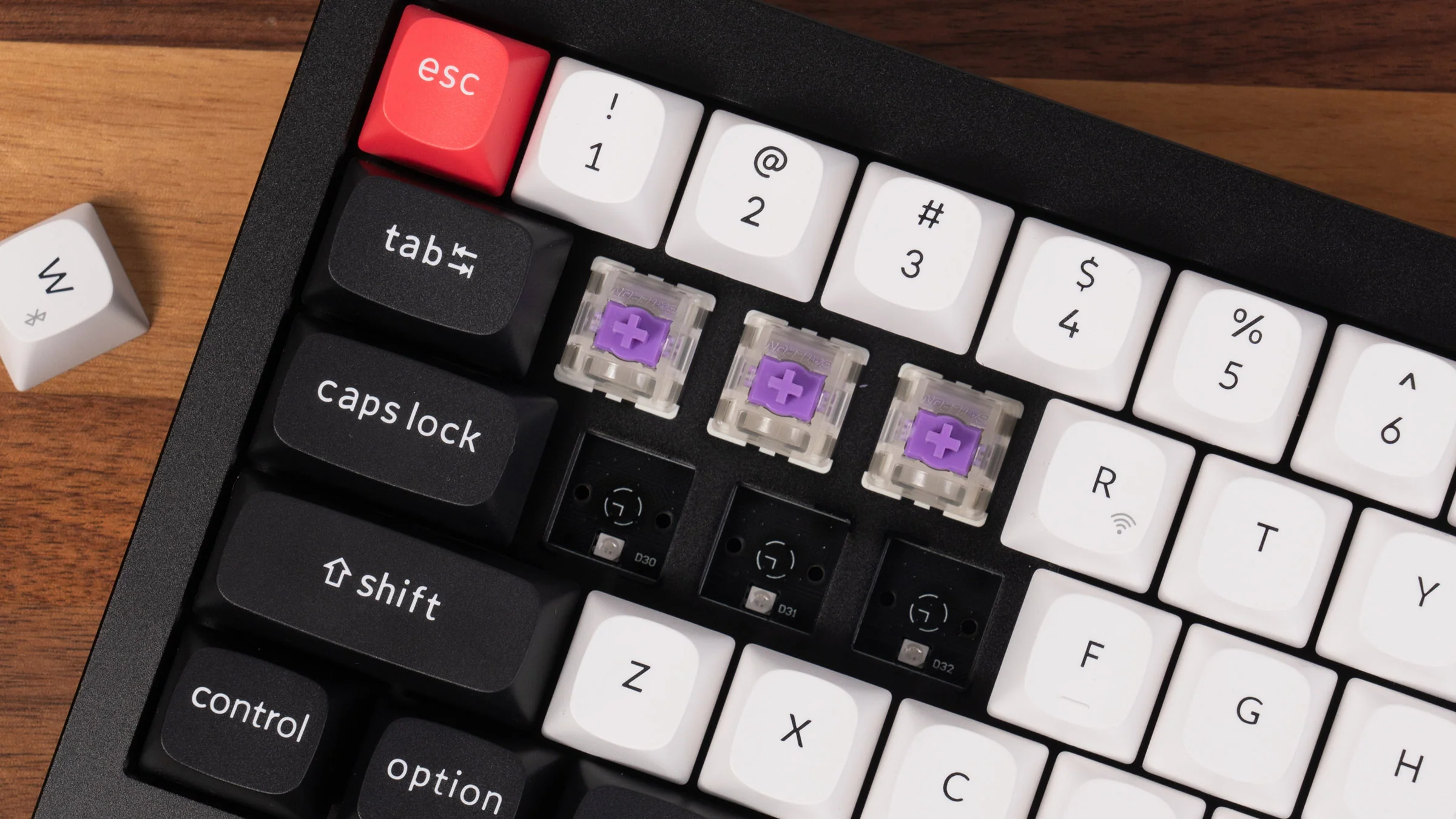 Keychron Q4 HE TMR Aluminum Wireless Keyboard - Image 9