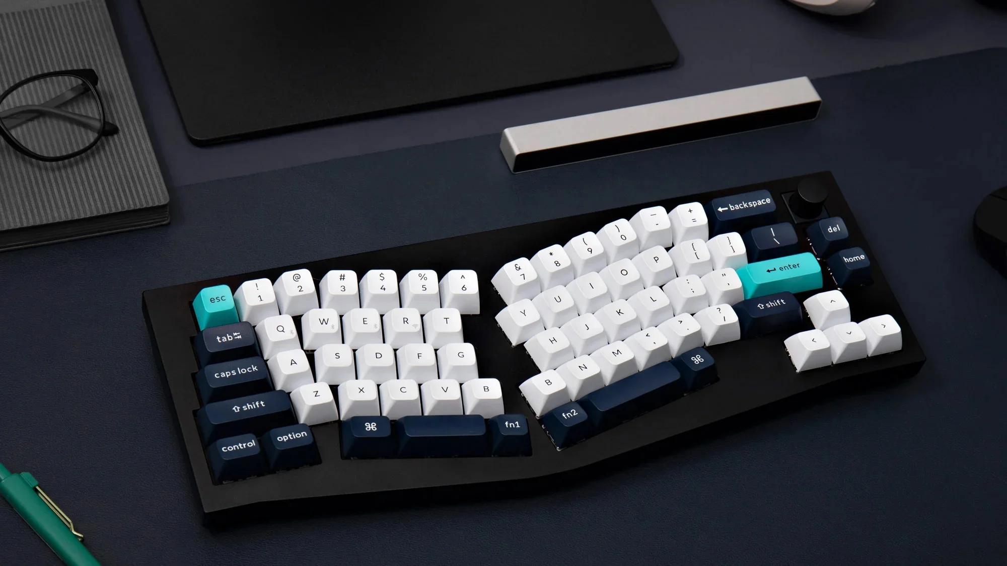 Keychron Q8 Max Aluminum 65% Alice Hotswap Wireless Keyboard - Image 4