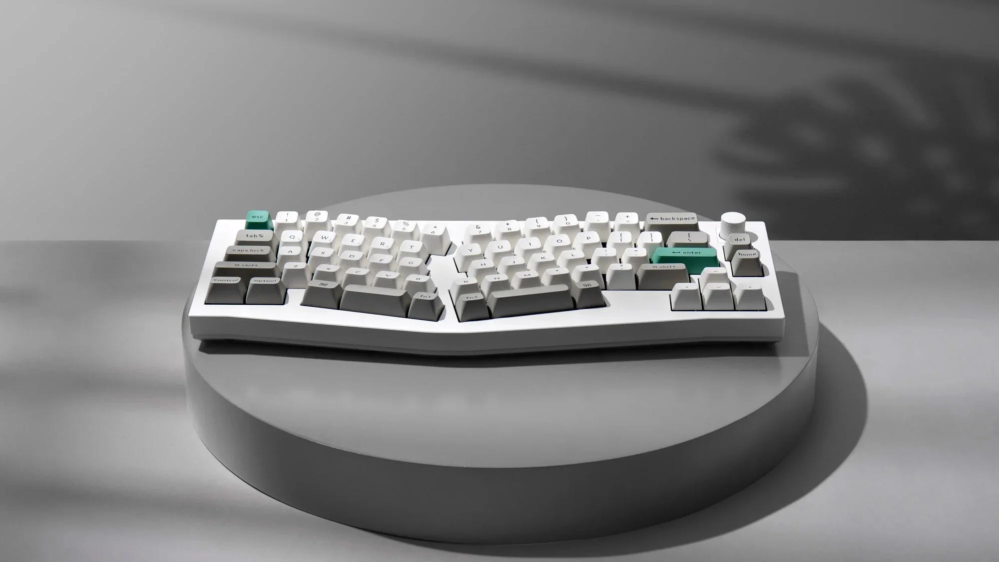 Keychron Q8 Max Aluminum 65% Alice Hotswap Wireless Keyboard - Image 9
