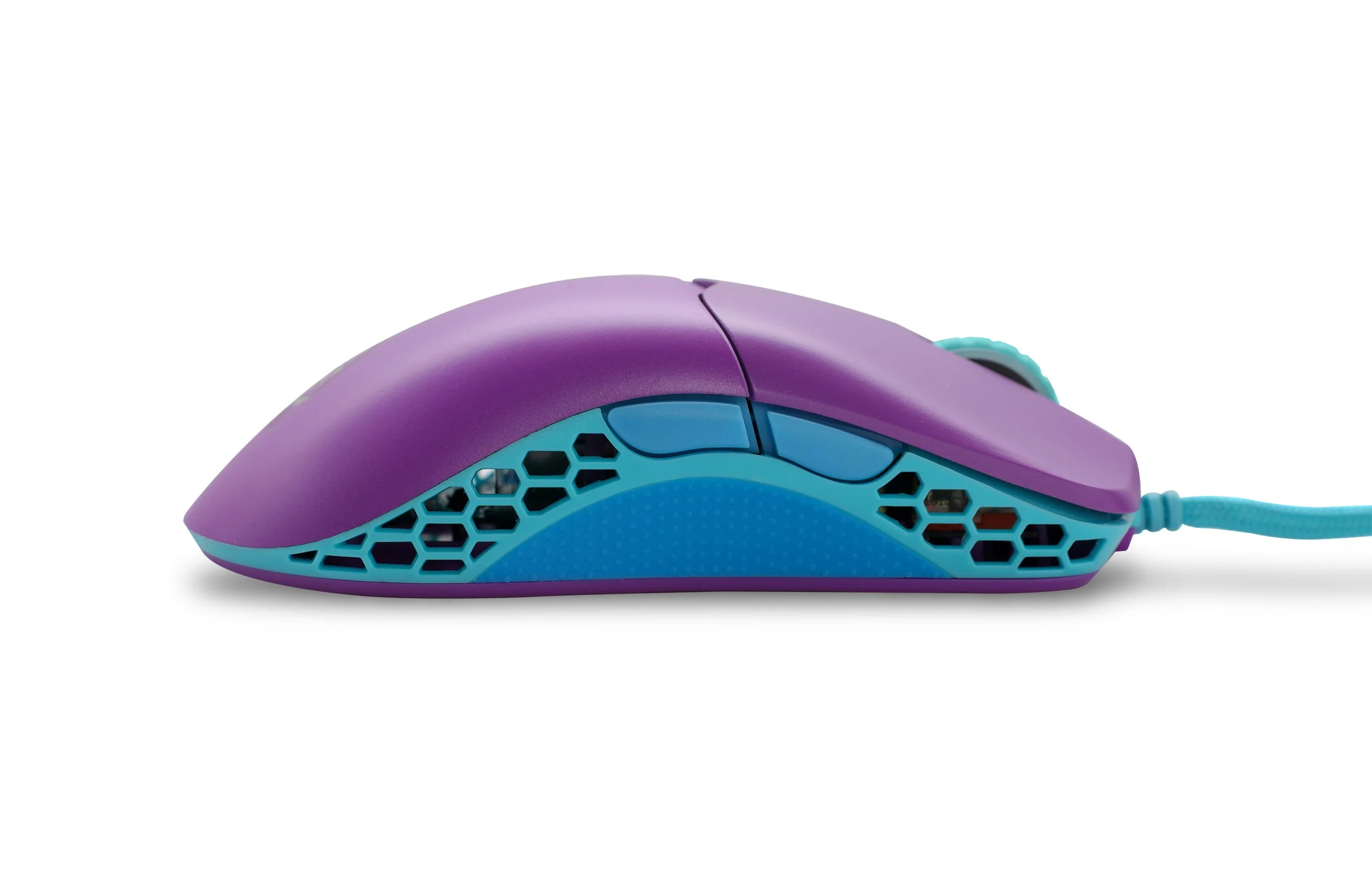 Ducky x MK Frozen Feather Lightweight RGB Gaming Mouse - Image 3