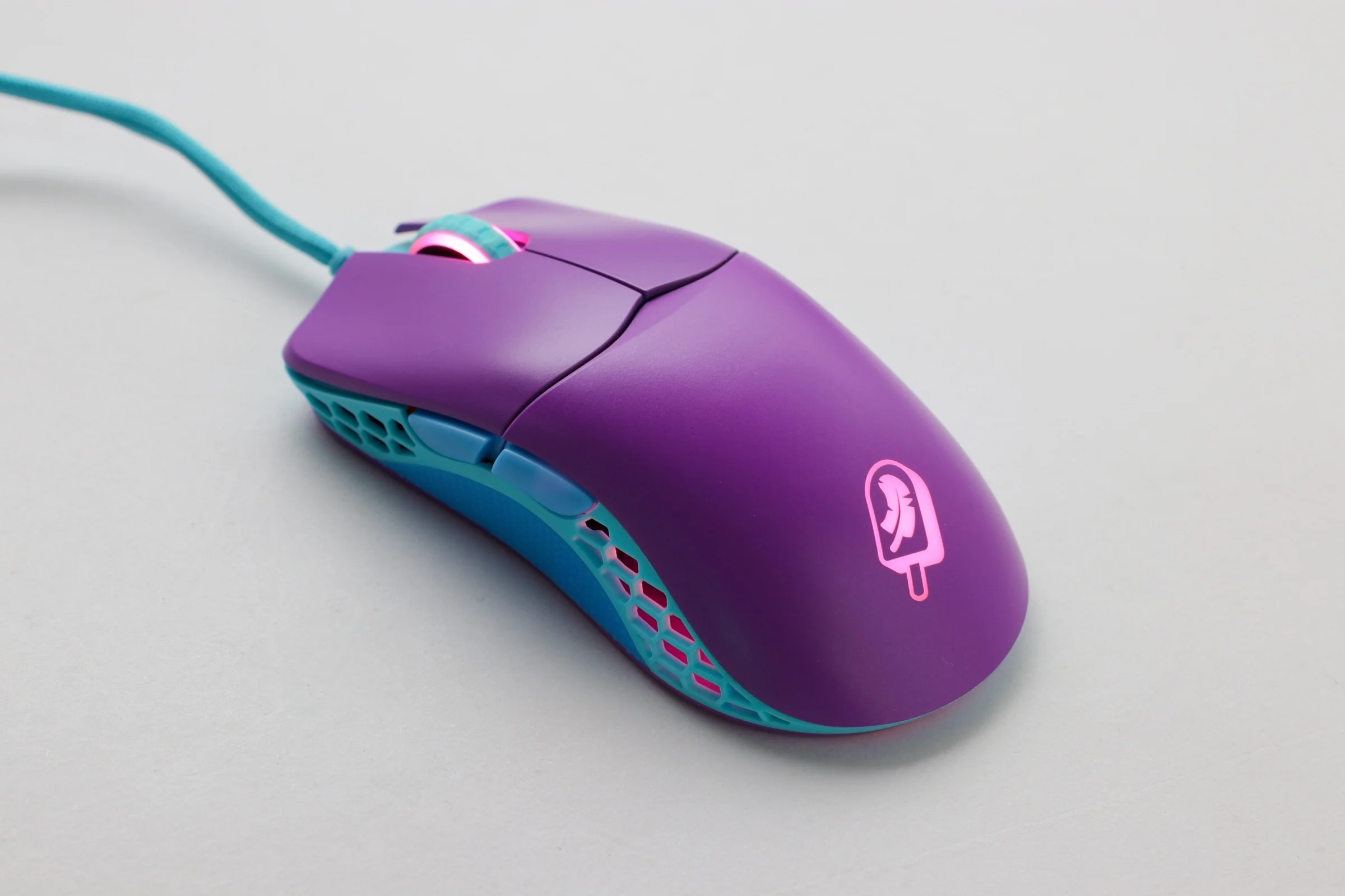 Ducky x MK Frozen Feather Lightweight RGB Gaming Mouse - Image 6