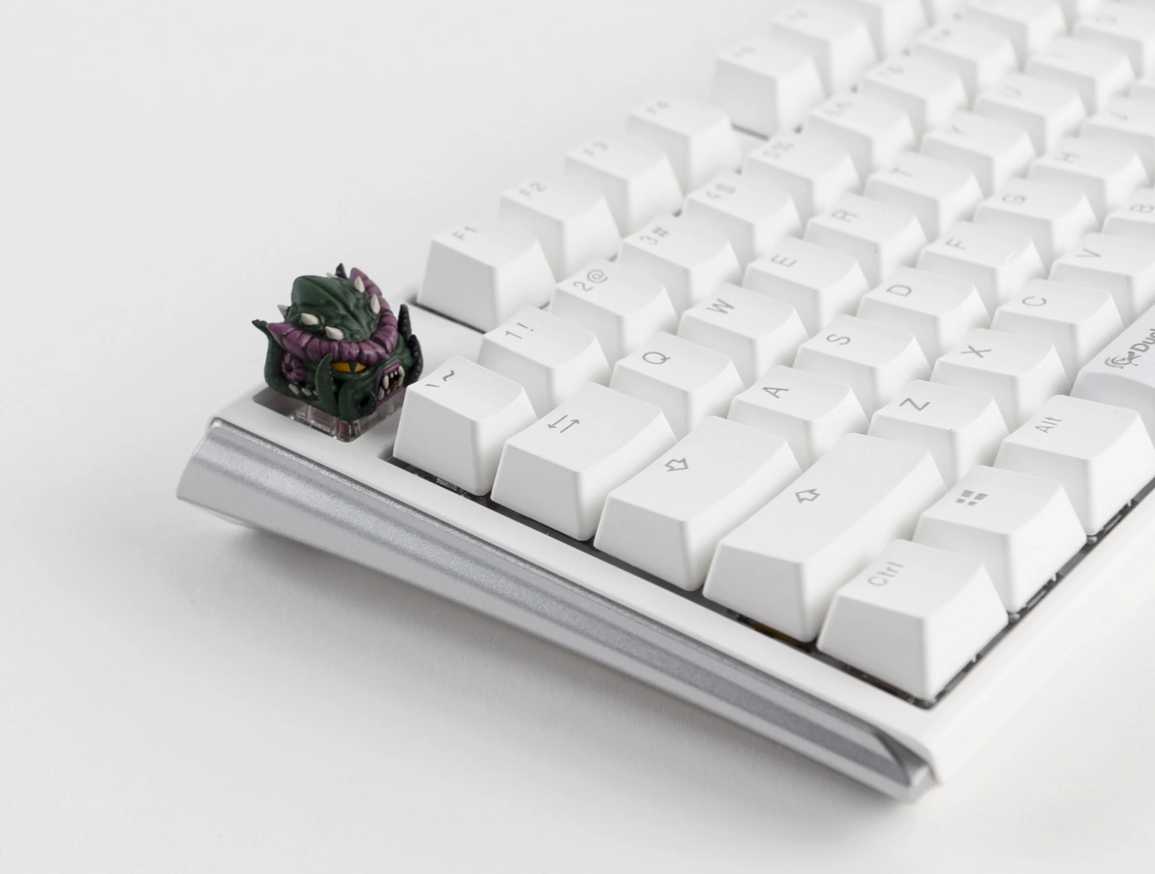 Peacaps Vvorisst Hand Painted Artisan Keycap - Image 10