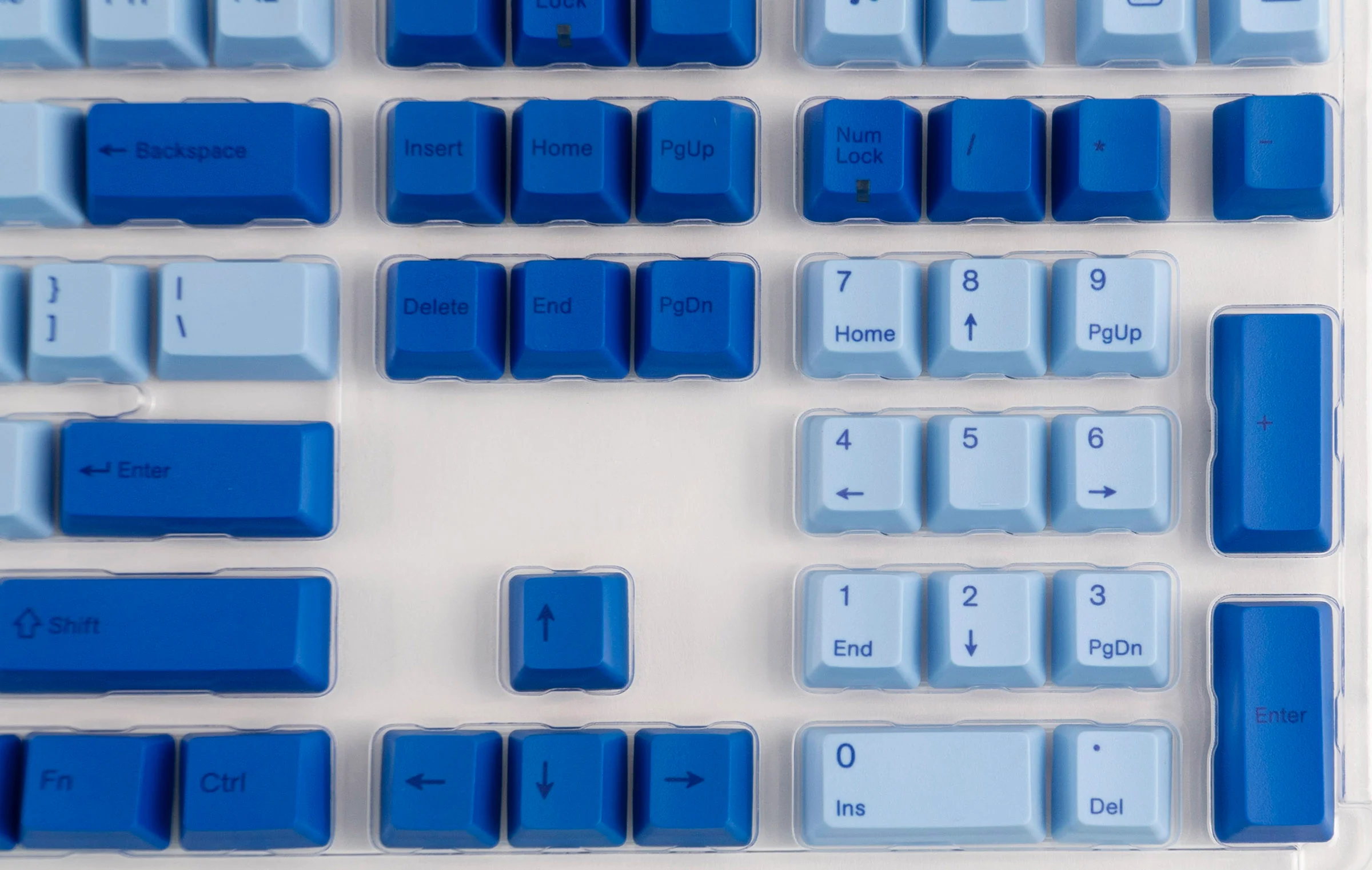 Varmilo Blue / Light Blue 108 Key Varmilo Profile Dye Sub PBT Keycap Set - Image 5