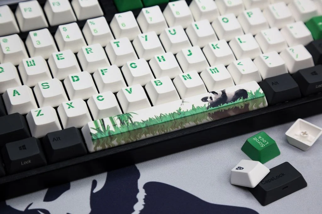 Varmilo APT108 Panda R2 Hotswap Wireless RGB Keyboard - Image 6