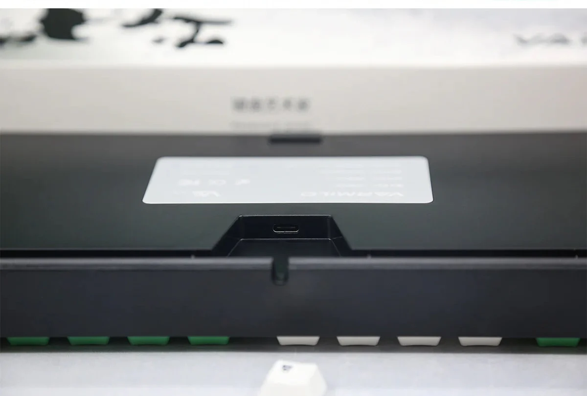 Varmilo APT87 Panda R2 TKL Hotswap Wireless RGB Keyboard - Image 10