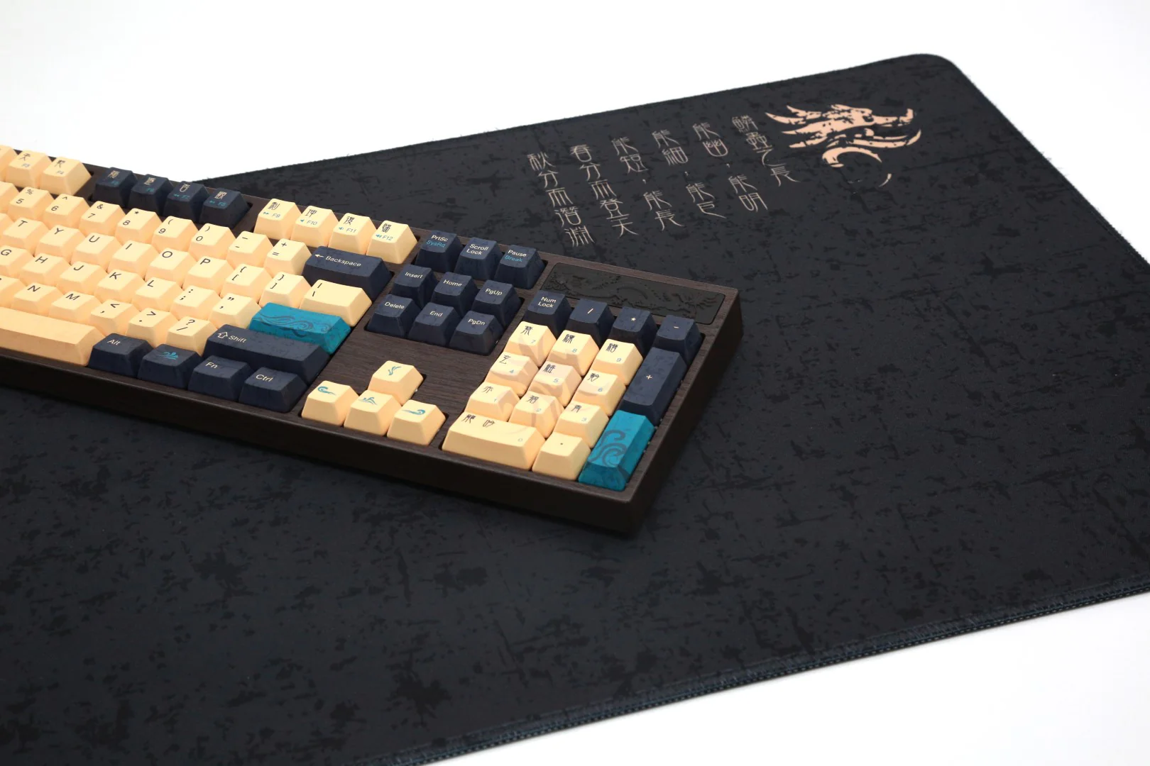 Varmilo Loong XL Desk Mat - Image 5