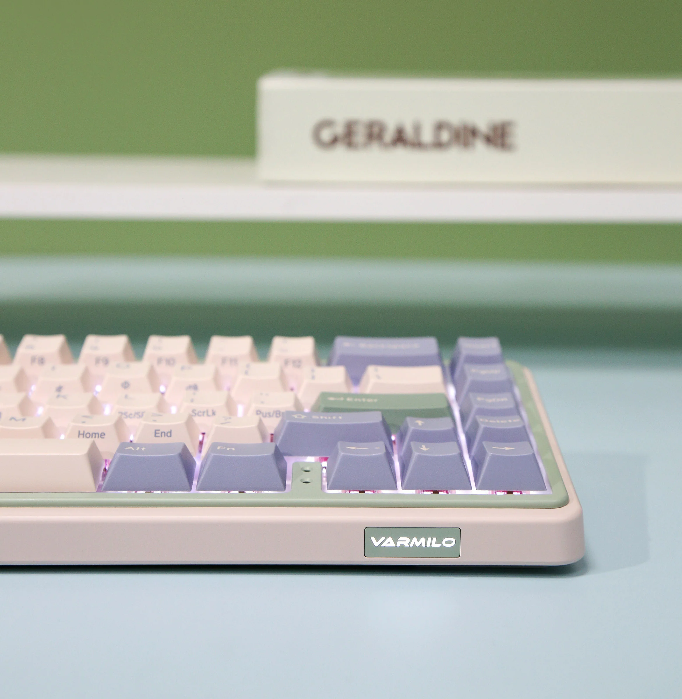 Varmilo Minilo VXH67 Eucalyptus 65% Wired Hotswap White LED Keyboard - Image 2