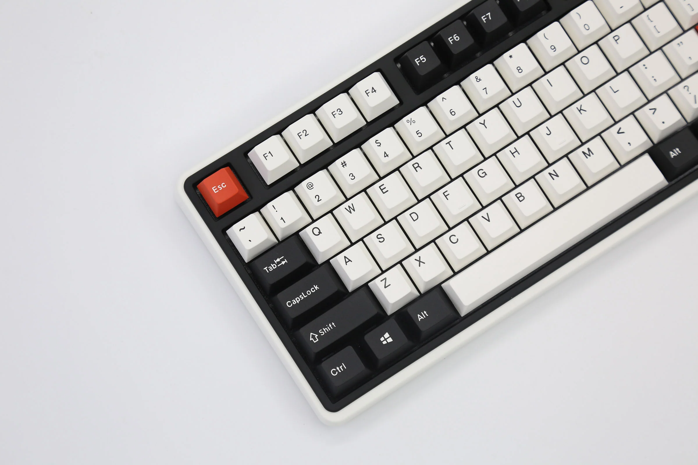 Varmilo Minilo VXH81 Retro 75% Hotswap White LED Mechanical Keyboard - Image 3