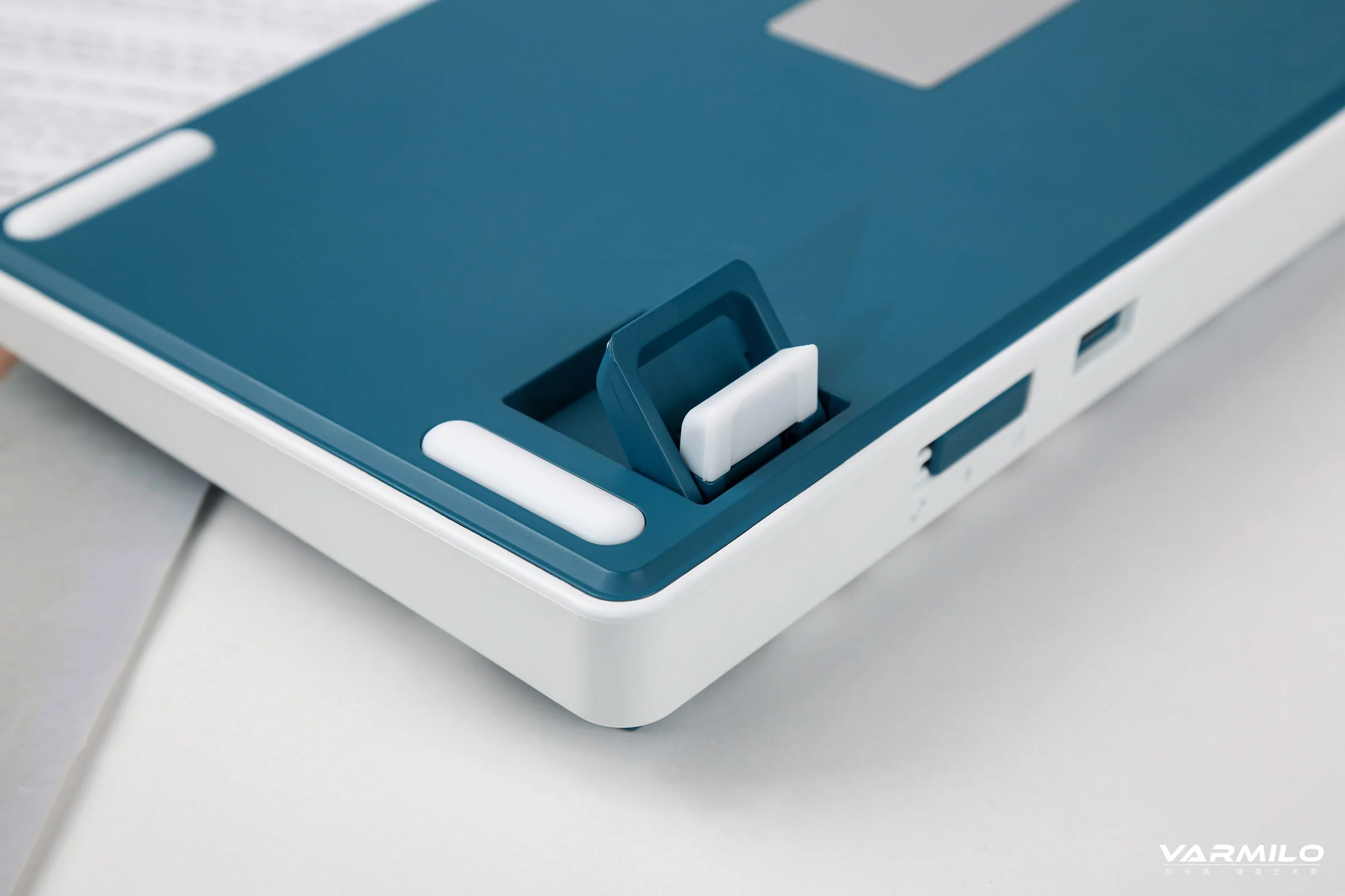 Varmilo Minilo VXT81 Bluebell 75% Hotswap Triple Mode RGB Mechanical Keyboard - Image 11