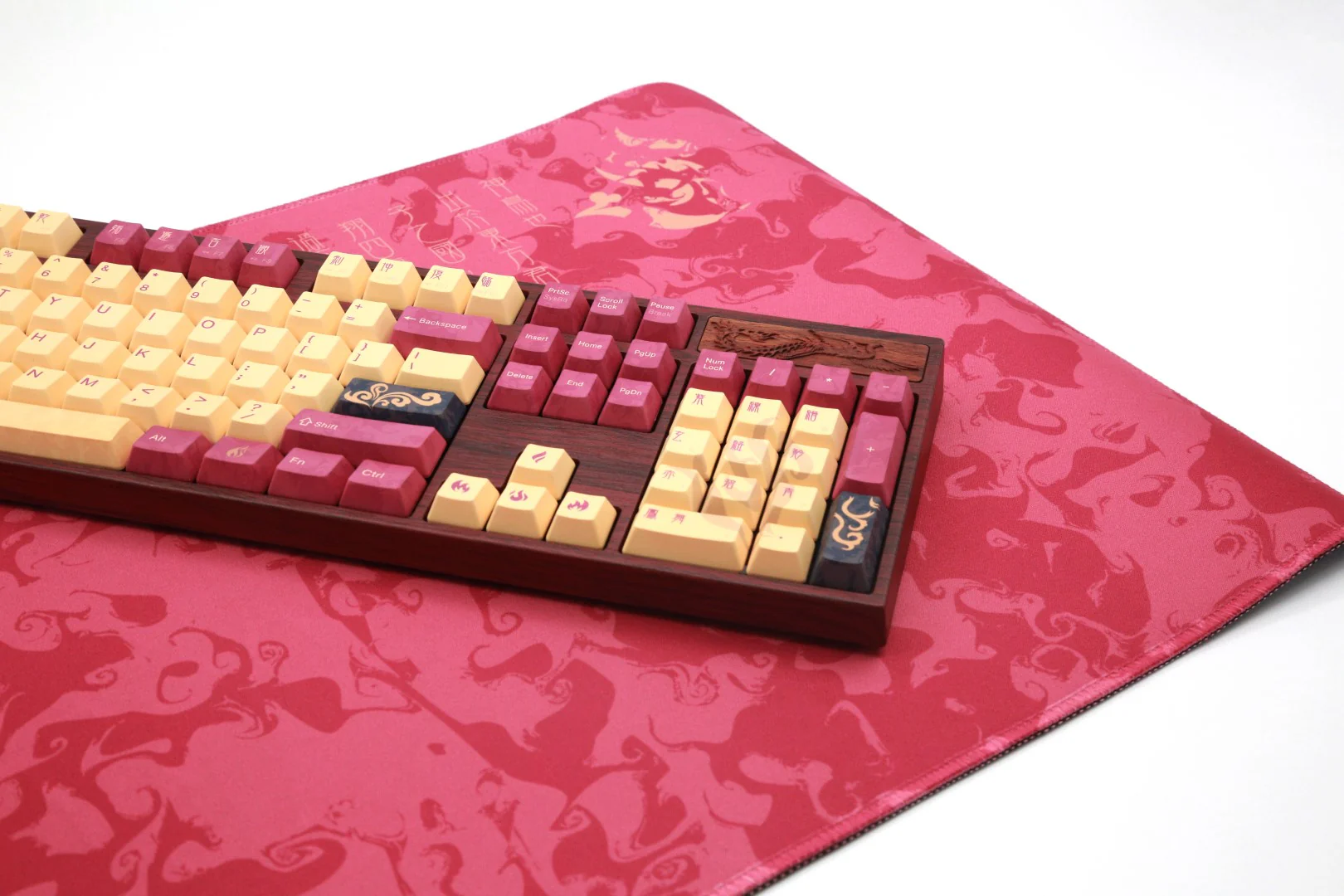 Varmilo Phoenix XL Deskmat - Image 6
