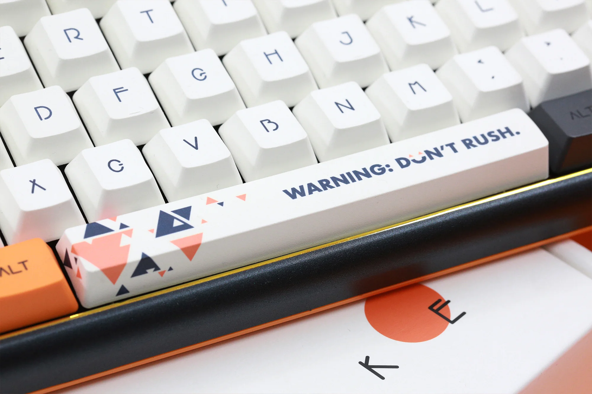 Varmilo Lure Series Awake Triple Mode Bluetooth + Wireless 2.4 GHz Mechanical Keyboard - Image 12