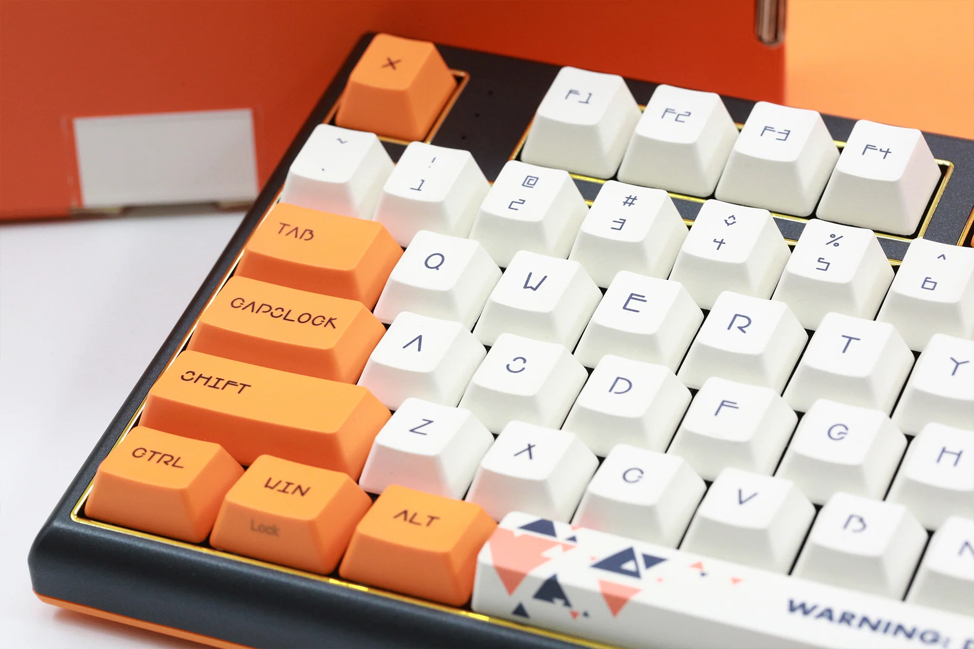 Varmilo Lure Series Awake Triple Mode Bluetooth + Wireless 2.4 GHz Mechanical Keyboard - Image 15