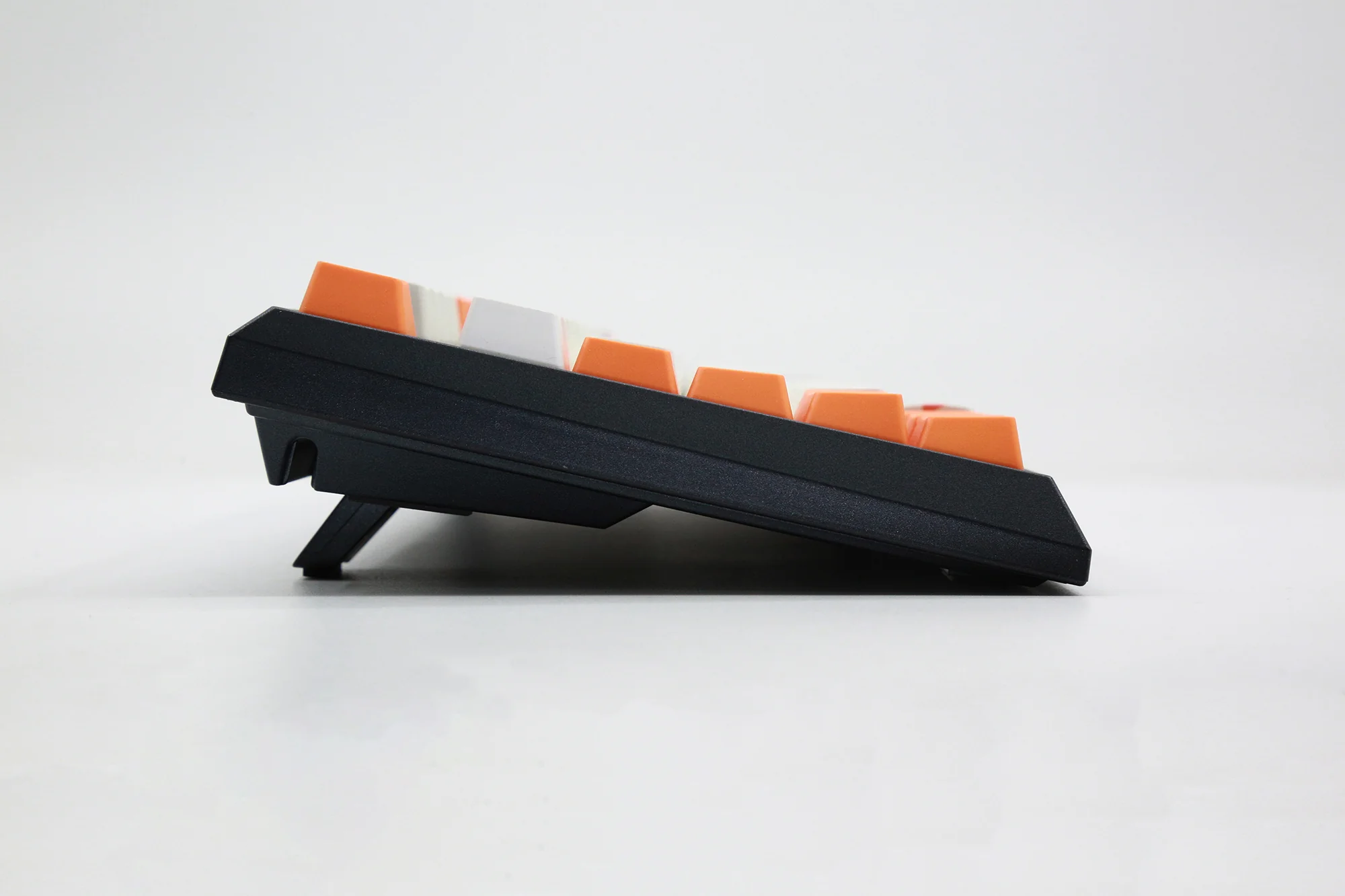 Varmilo Cliff Bot Awake TKL Triple Mode Bluetooth / Wireless Mechanical Keyboard - Image 14