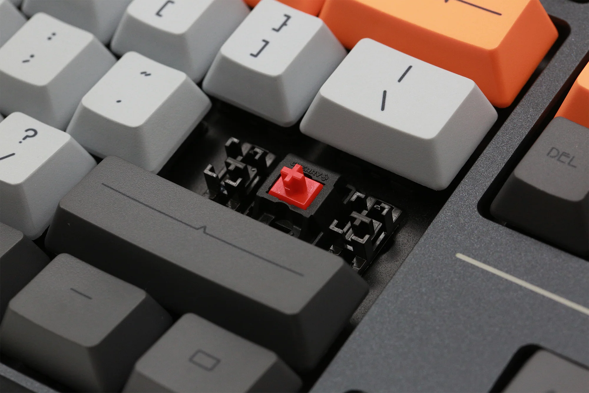 Varmilo Cliff Bot Lie TKL Triple Mode Bluetooth / Wireless Mechanical Keyboard - Image 14