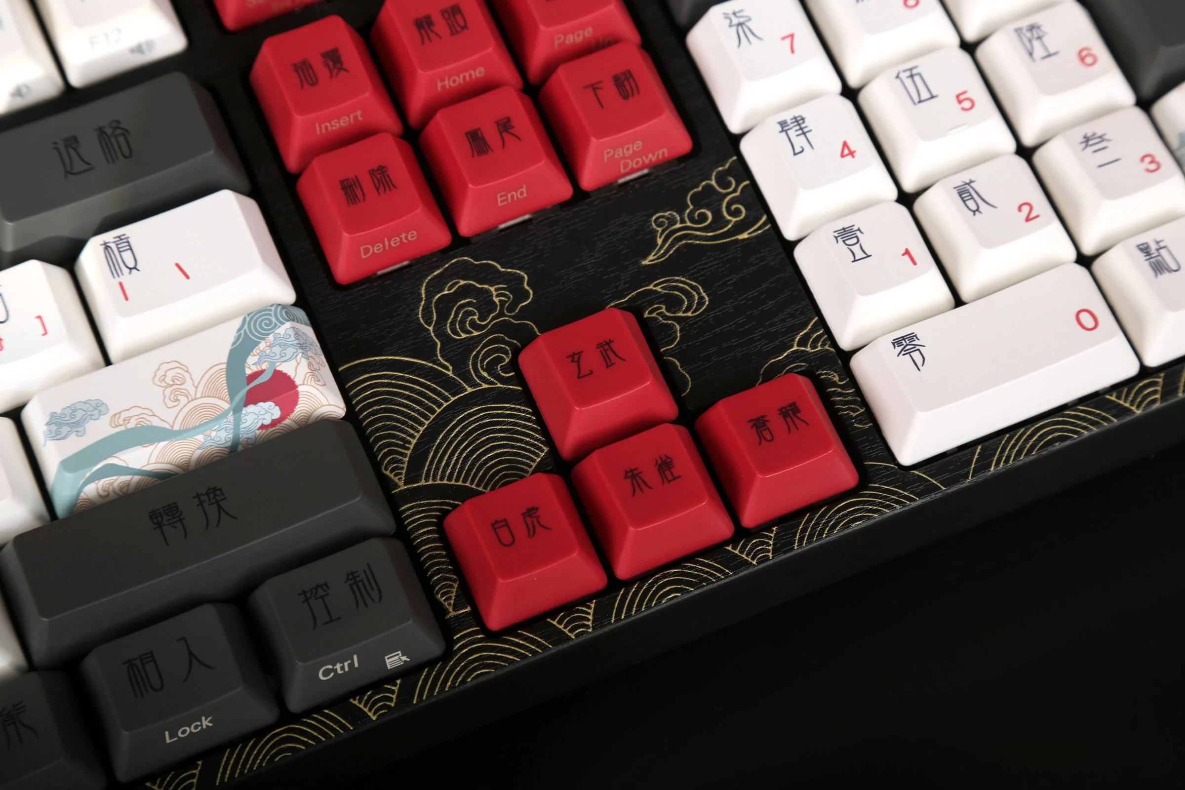 Varmilo VA Series V2 Beijing Opera Bluetooth Mechanical Keyboard - Image 9