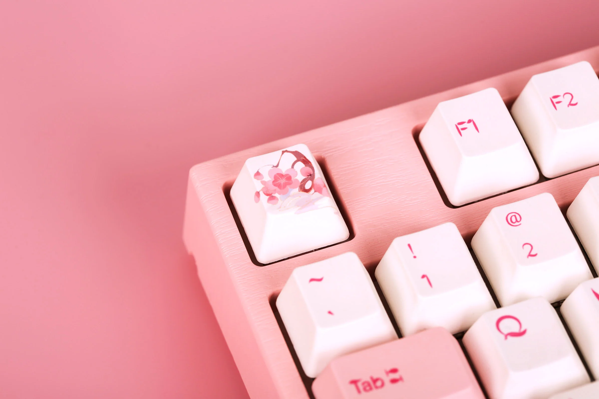 Varmilo VA Series V2 Sakura Round 2 Bluetooth Mechanical Keyboard - Image 4