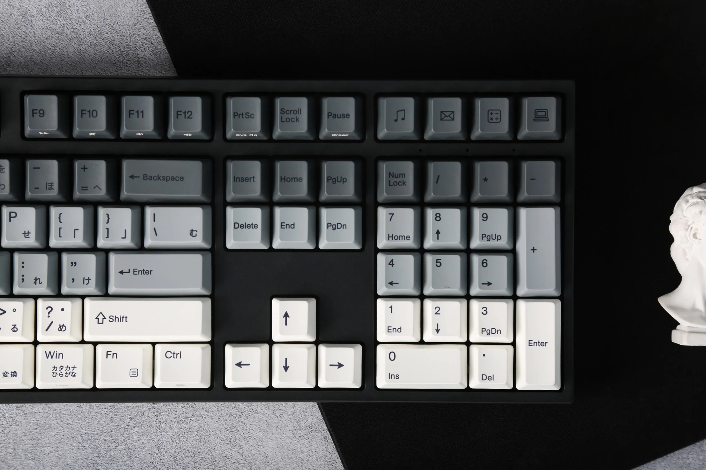 Varmilo VA Series V2 Yakumo Bluetooth Mechanical Keyboard - Image 3